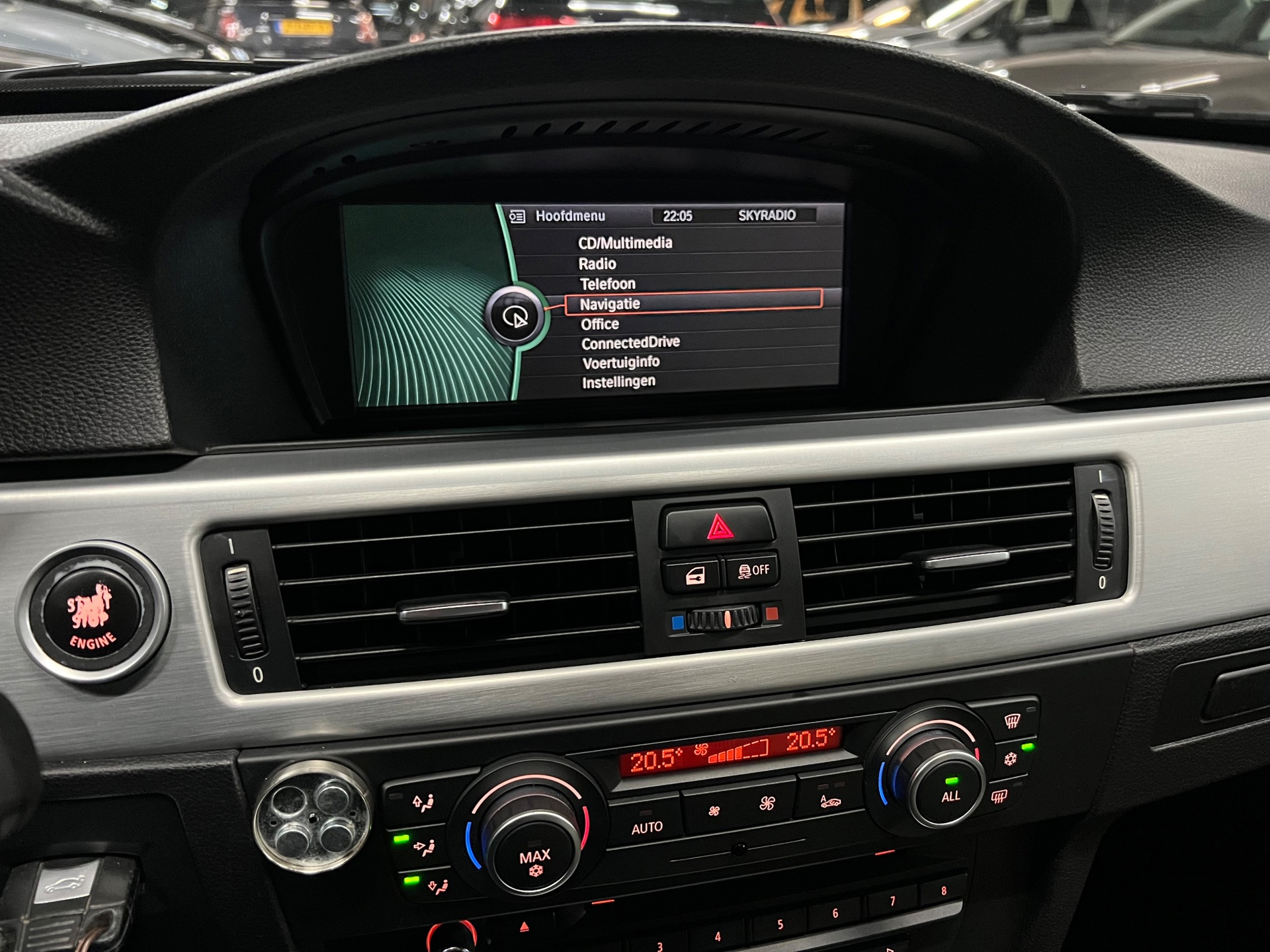 Foto van BMW 318i