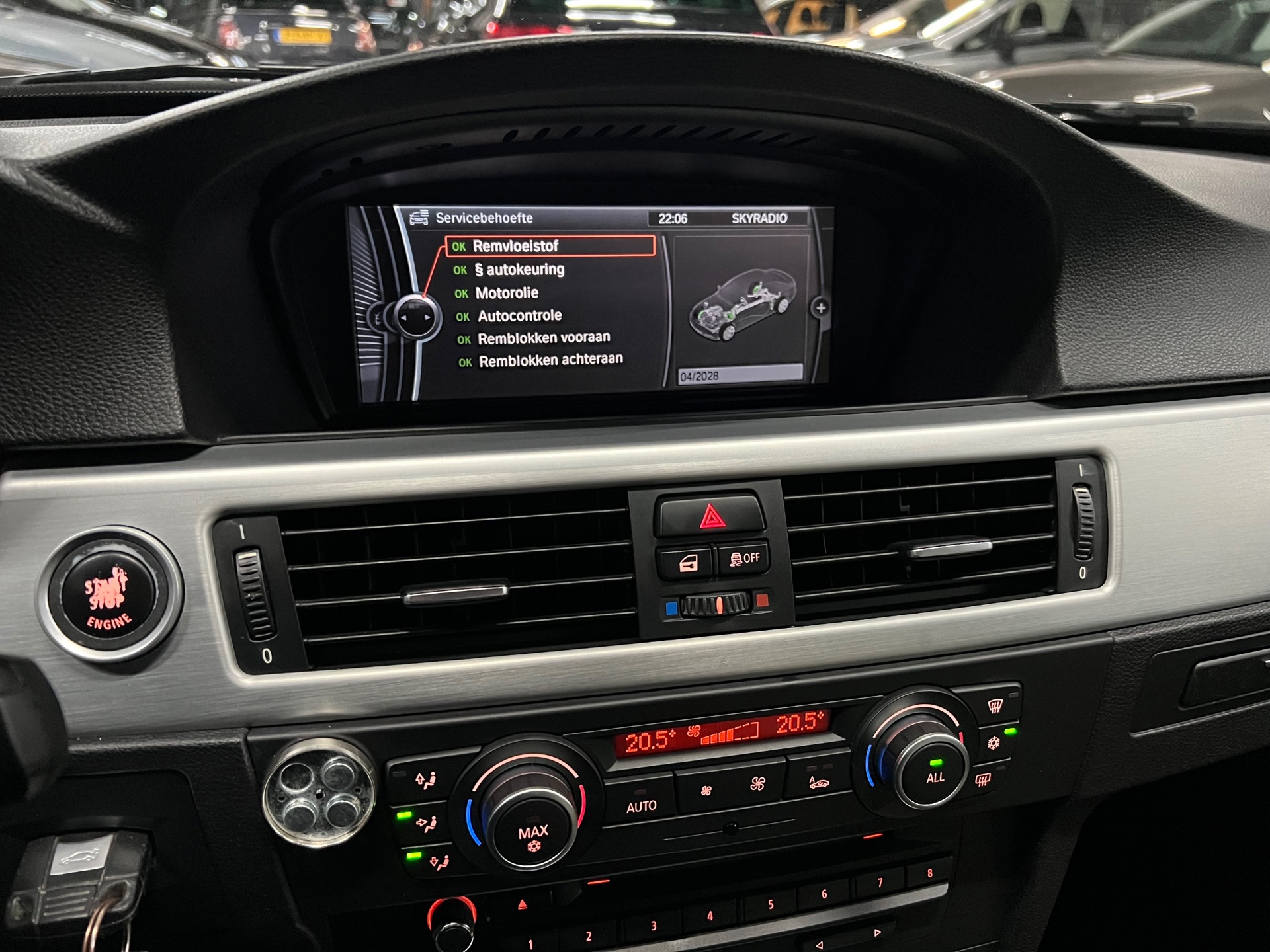 Foto van BMW 318i