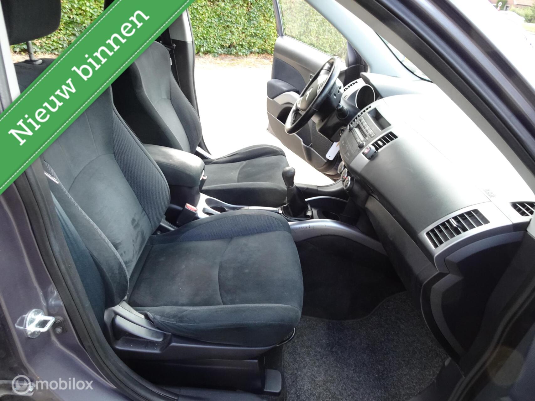 Foto van Mitsubishi Mitsubishi Outlander