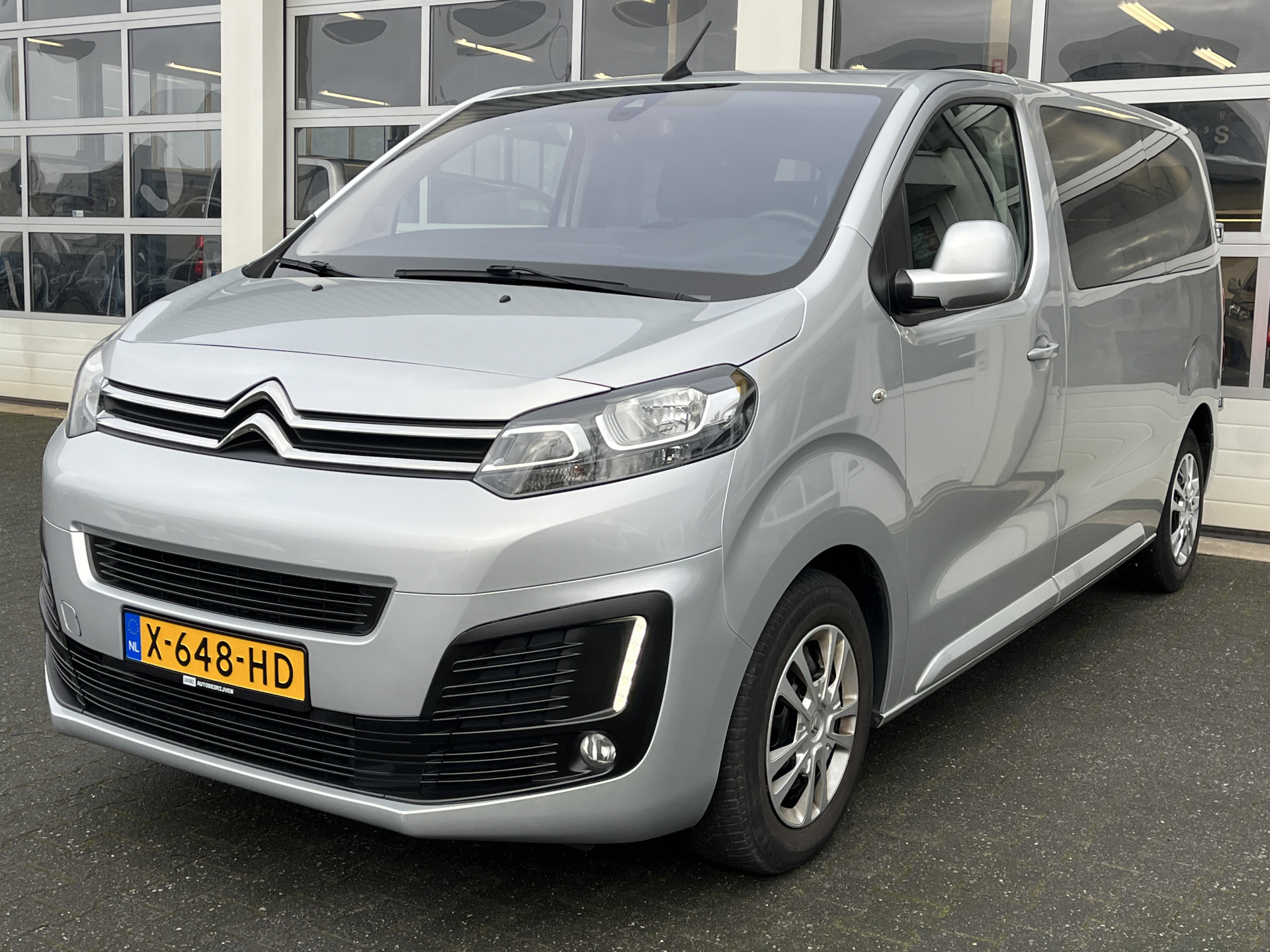 Foto van Citroen Jumpy Spacetourer