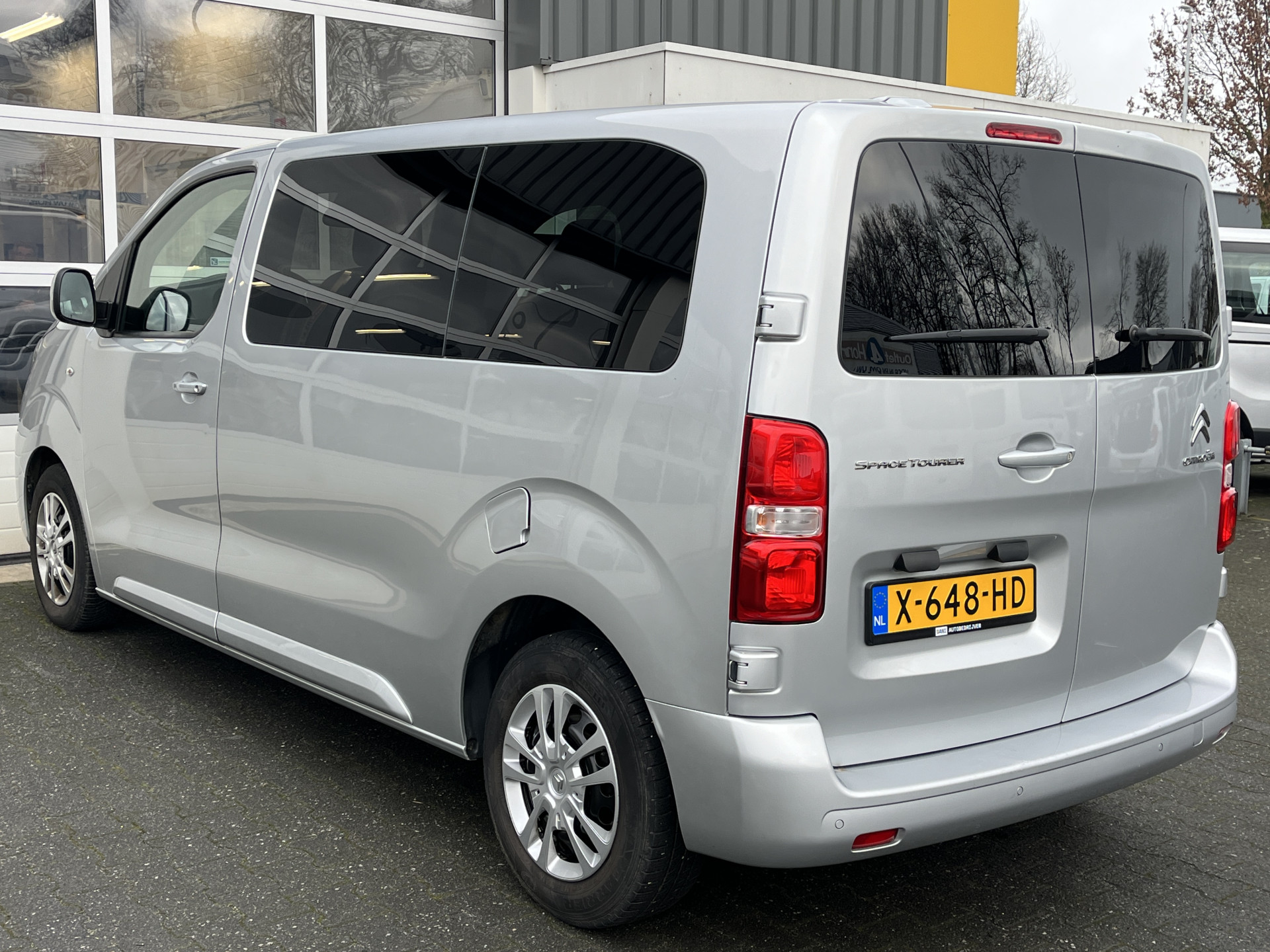 Foto van Citroen Jumpy Spacetourer
