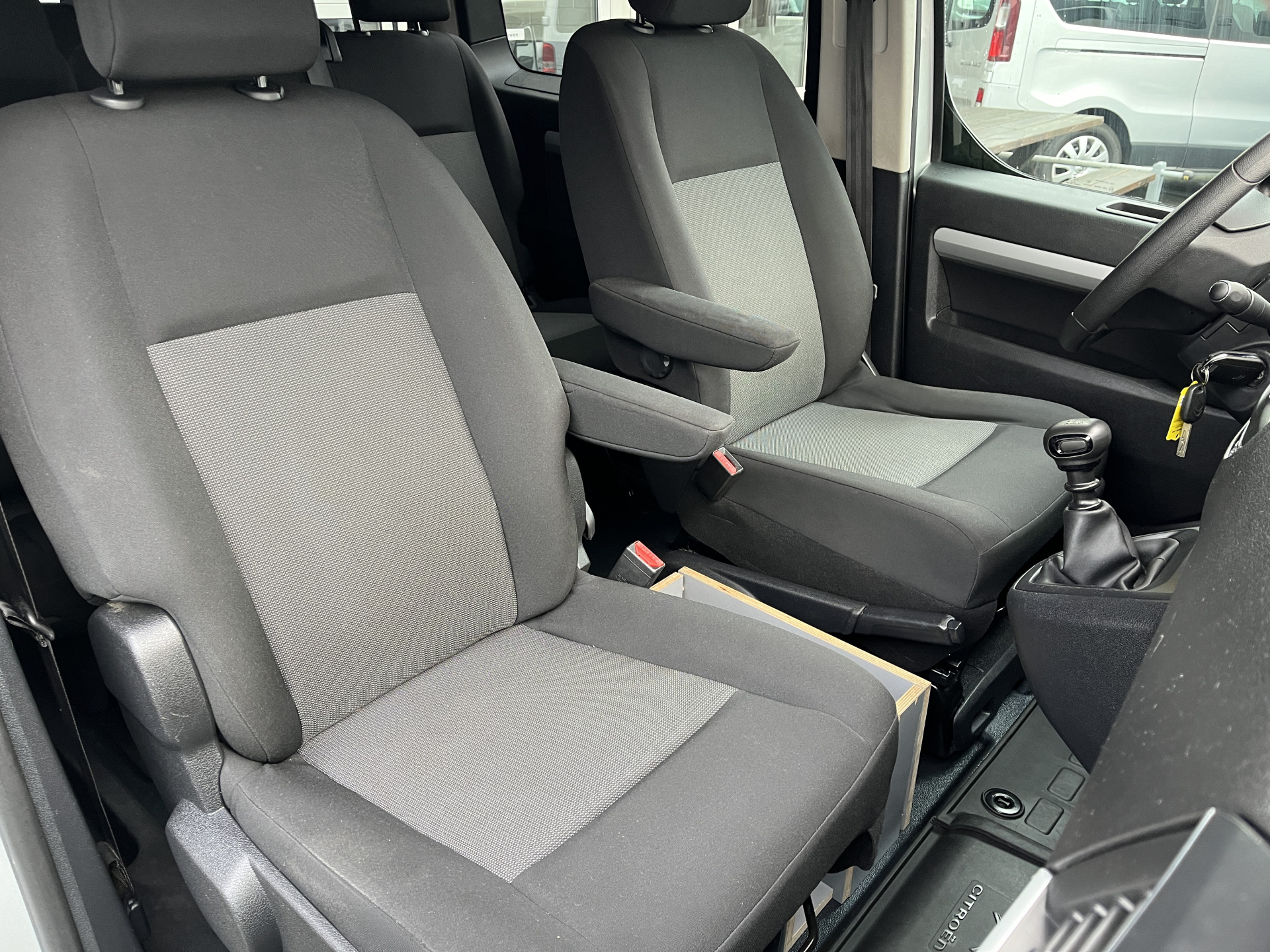 Foto van Citroen Jumpy Spacetourer
