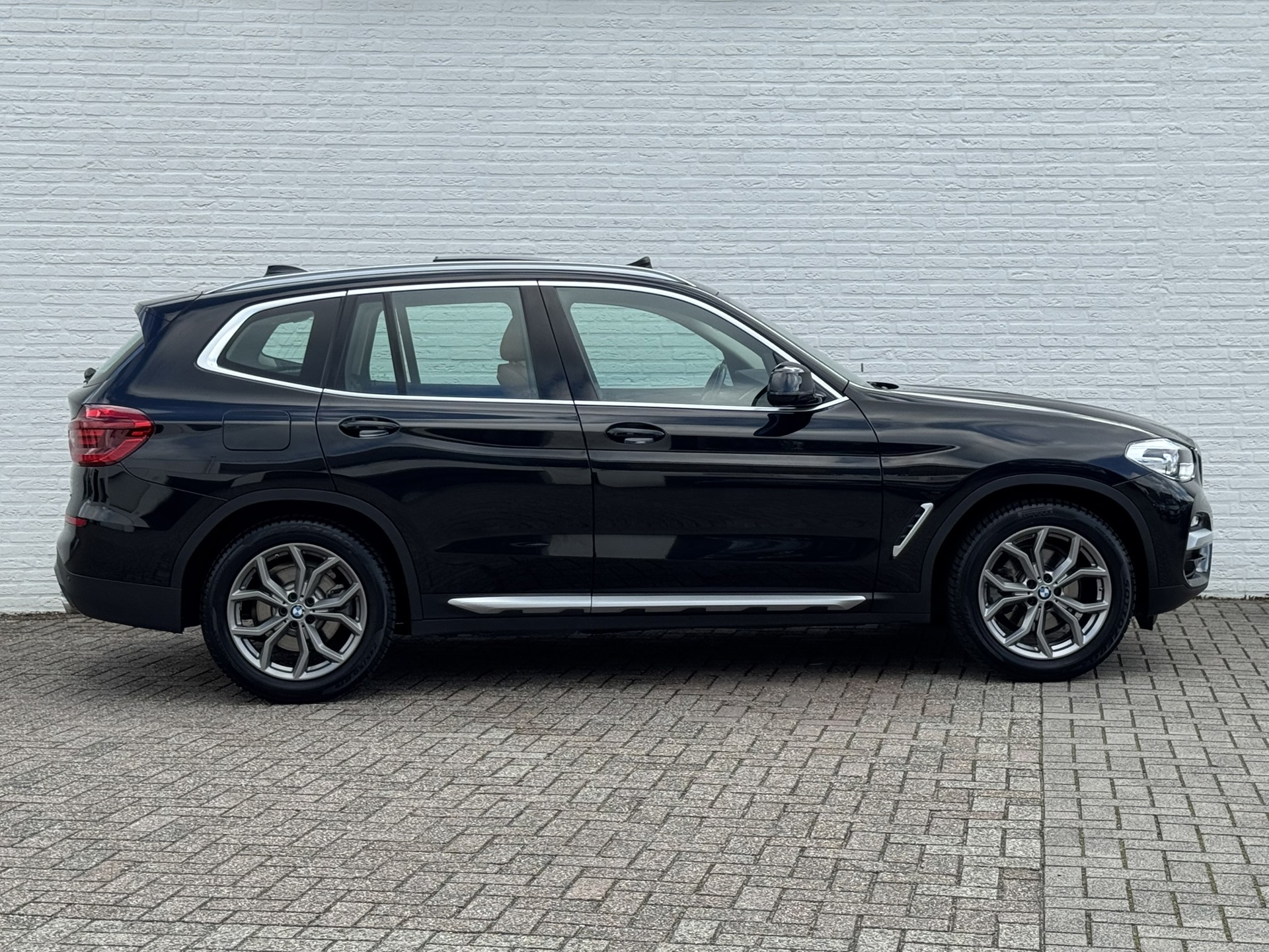 Foto van BMW X3 Xdrive20i