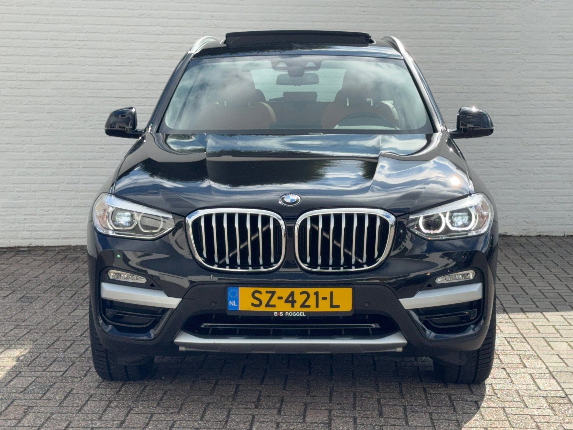 Foto van BMW X3 Xdrive20i