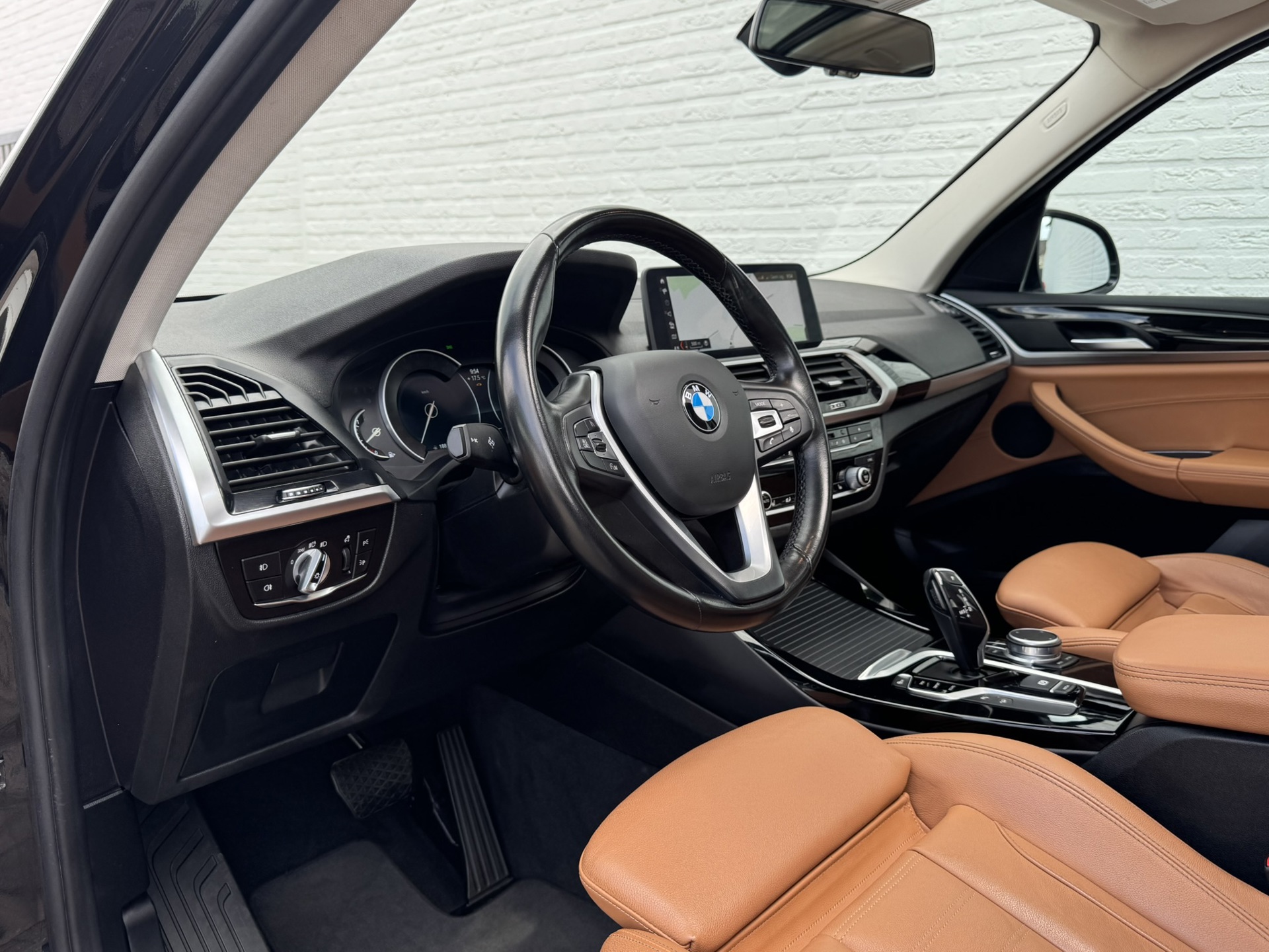 Foto van BMW X3 Xdrive20i