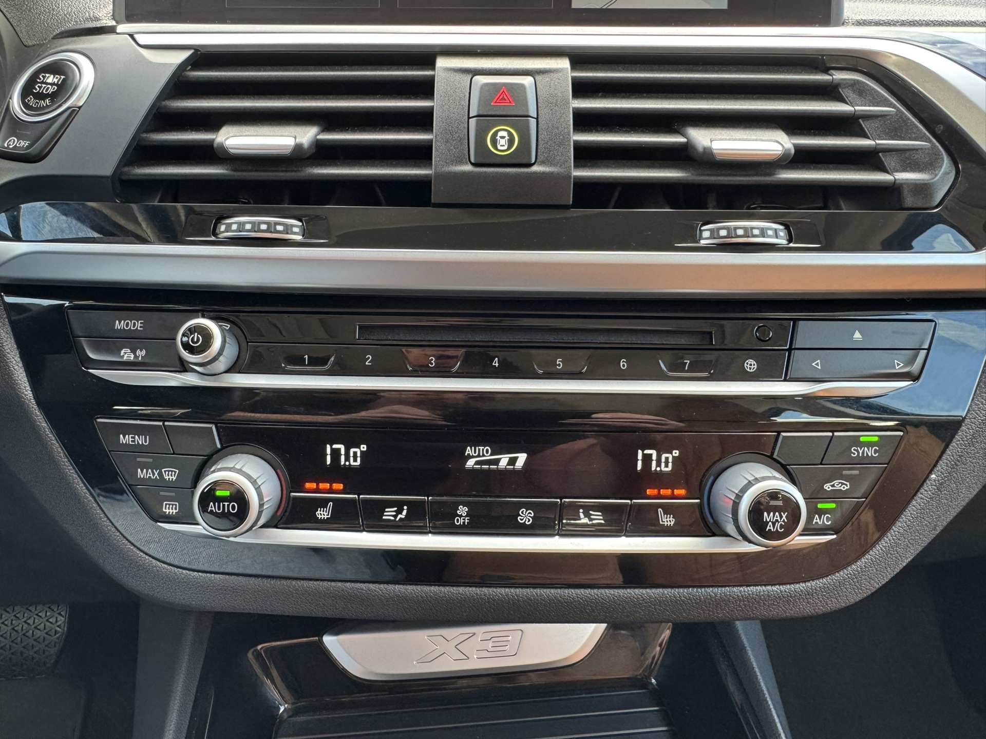 Foto van BMW X3 Xdrive20i