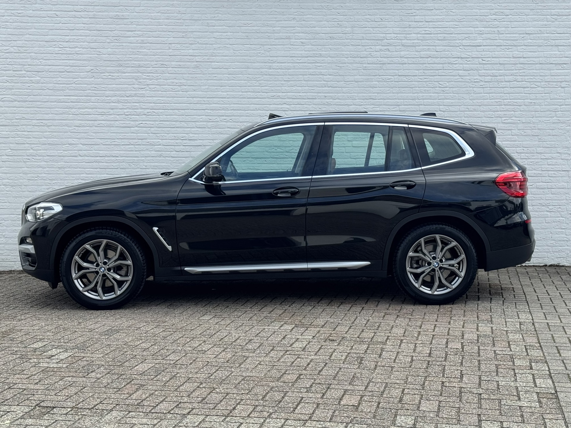 Foto van BMW X3 Xdrive20i