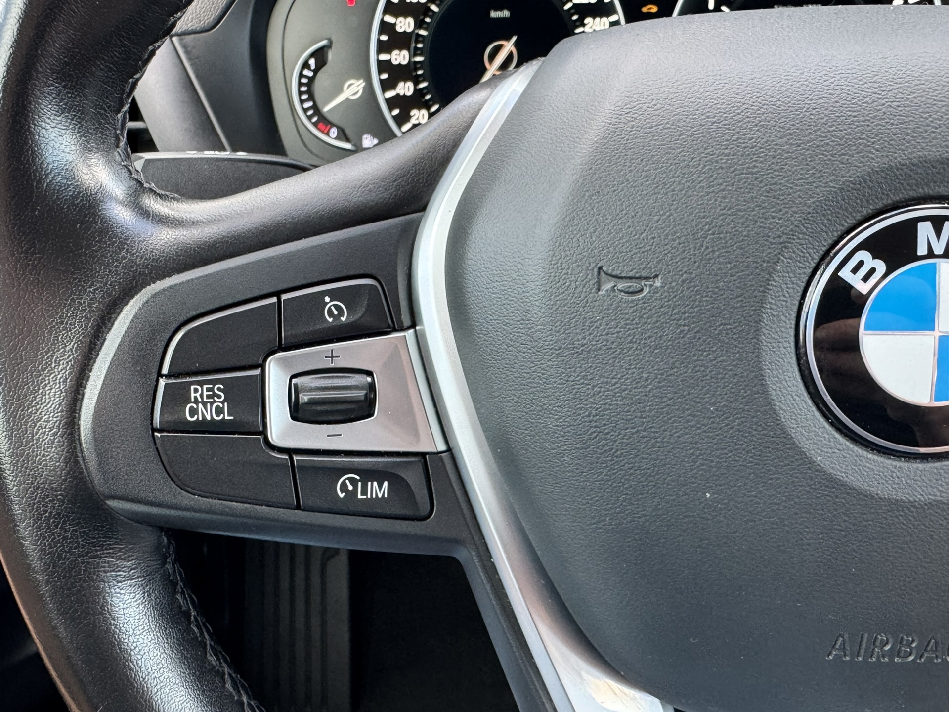 Foto van BMW X3 Xdrive20i