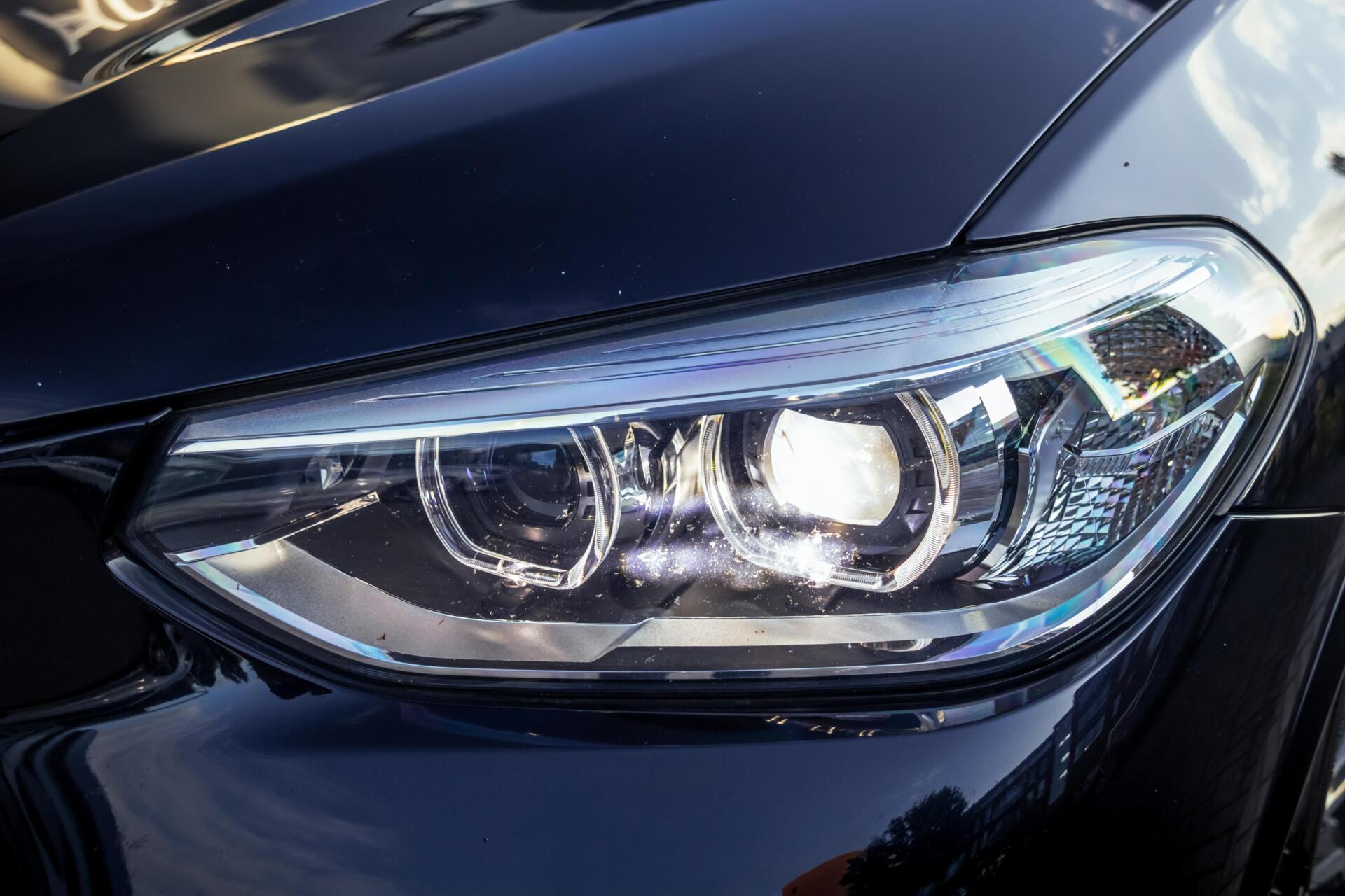 Foto van BMW X3 Xdrive20i
