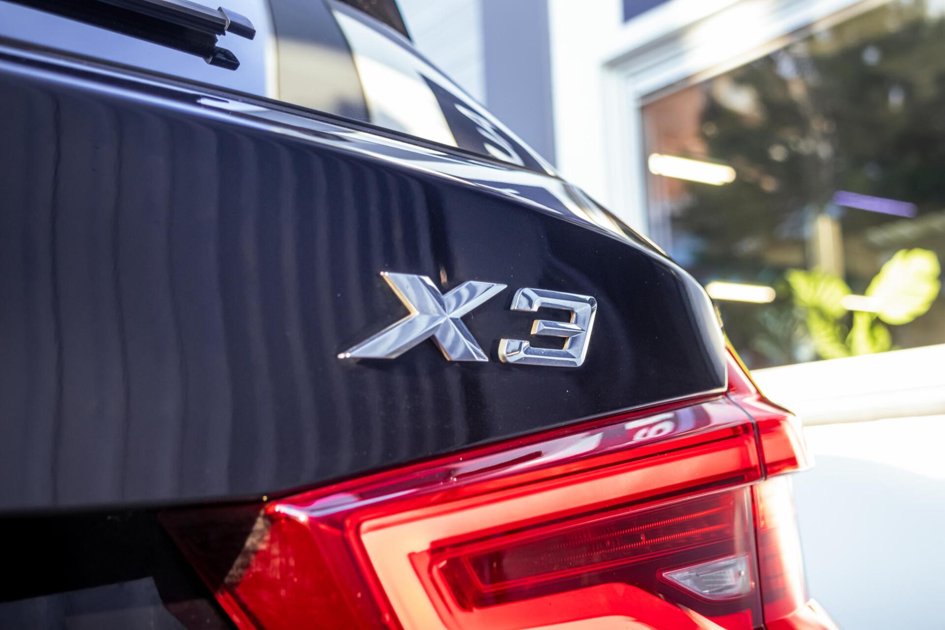 Foto van BMW X3 Xdrive20i