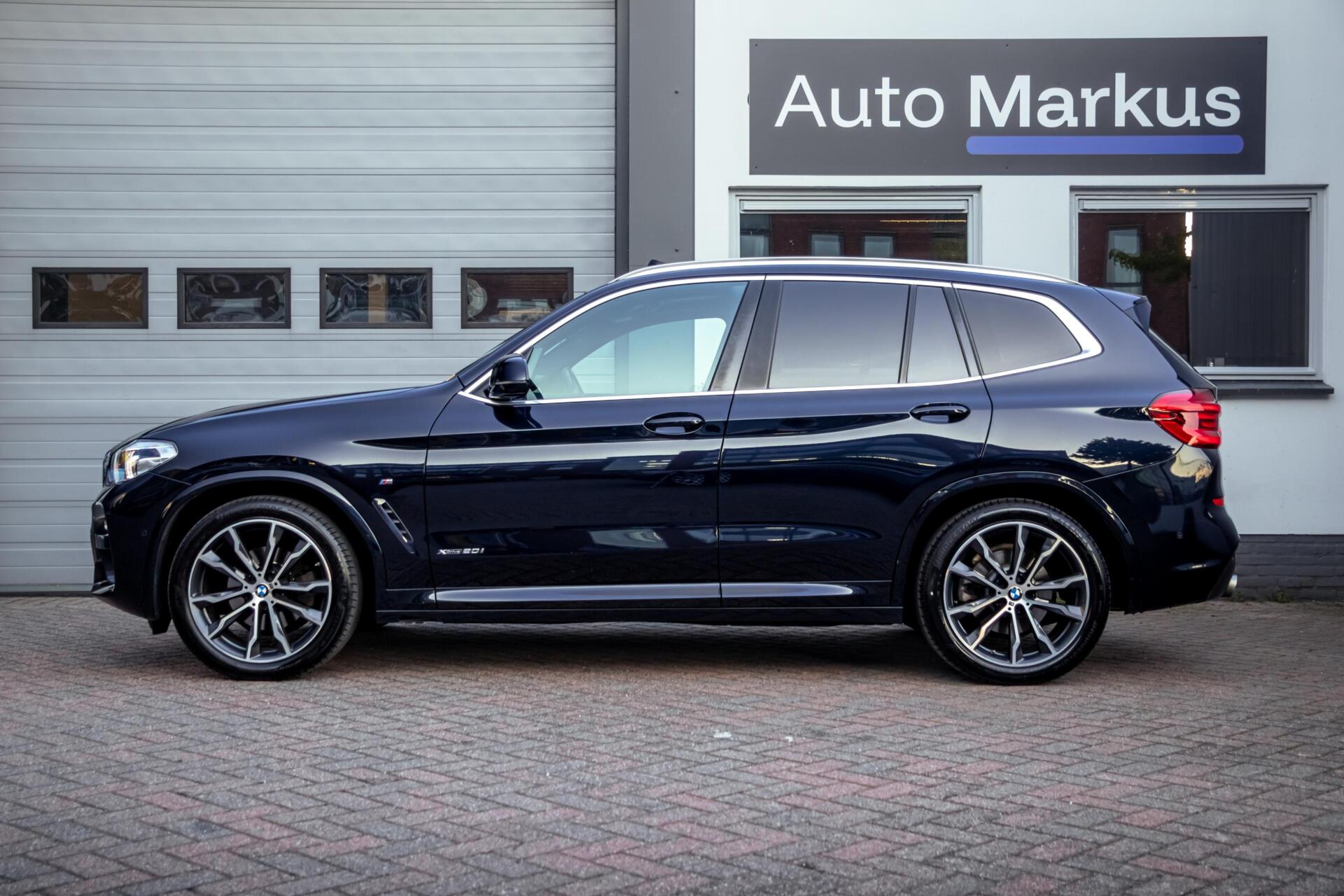 Foto van BMW X3 Xdrive20i