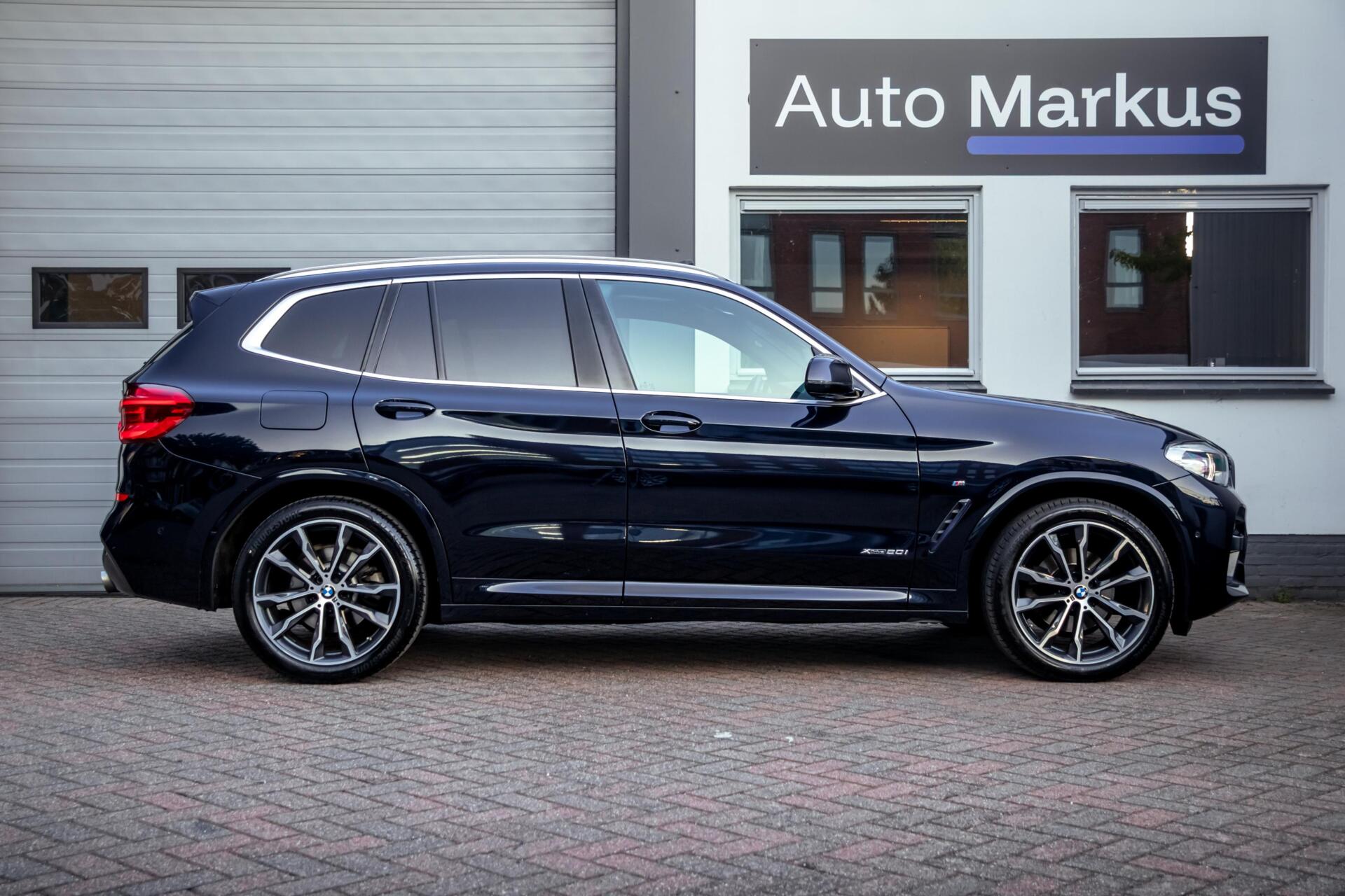 Foto van BMW X3 Xdrive20i