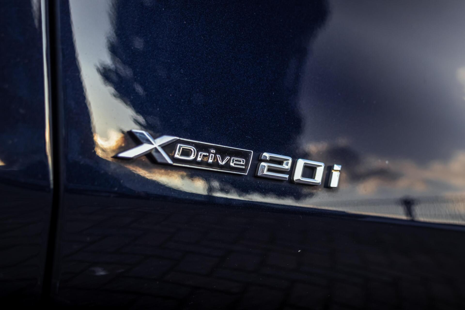 Foto van BMW X3 Xdrive20i