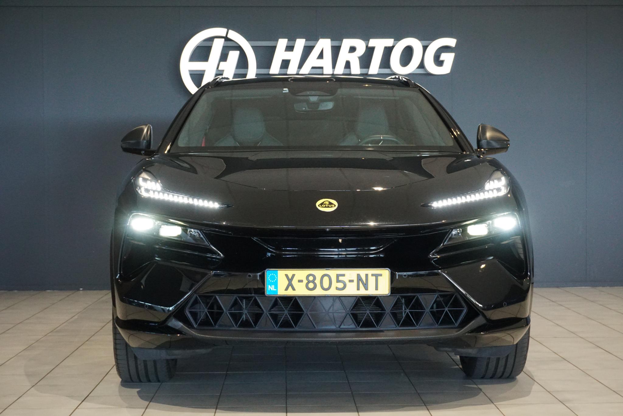 Foto van Lotus Eletre