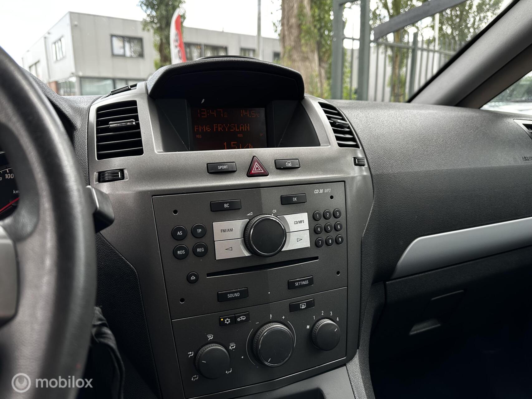 Foto van Opel Zafira