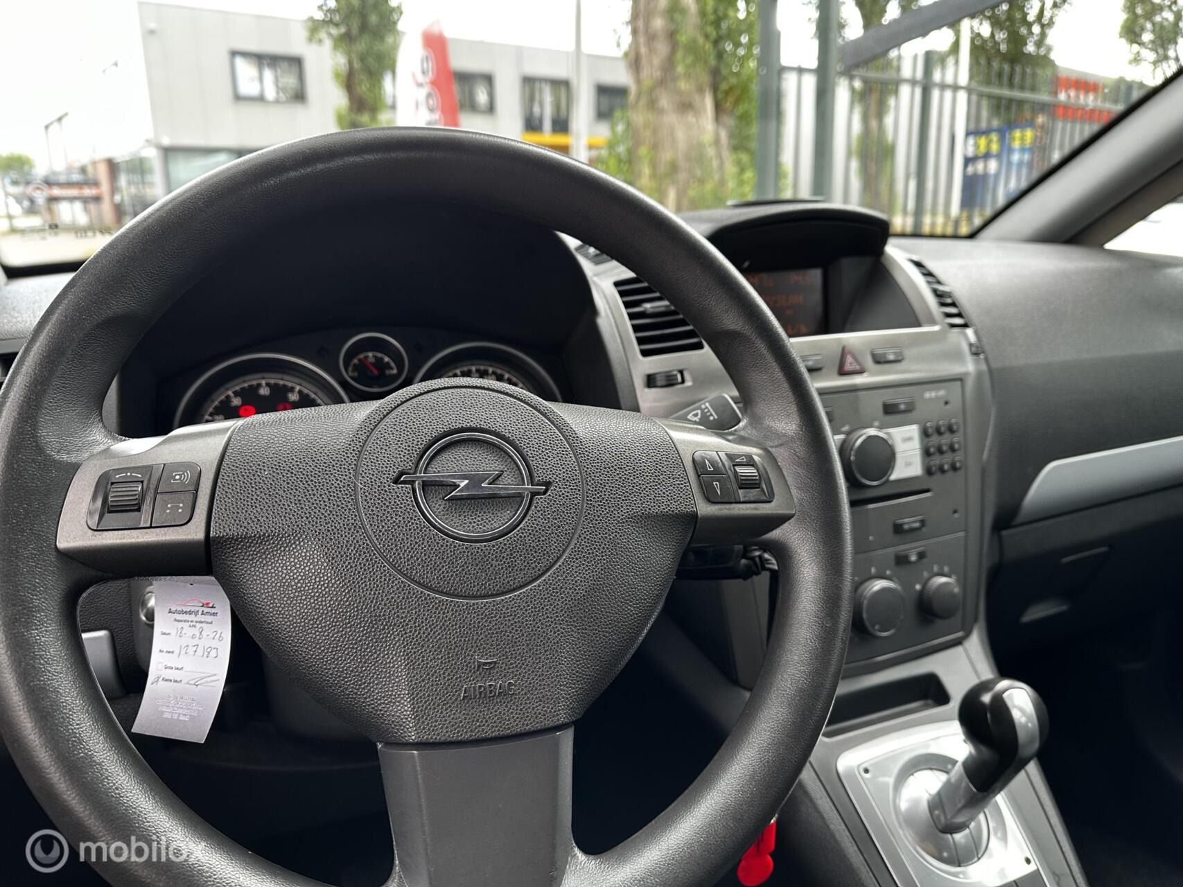 Foto van Opel Zafira