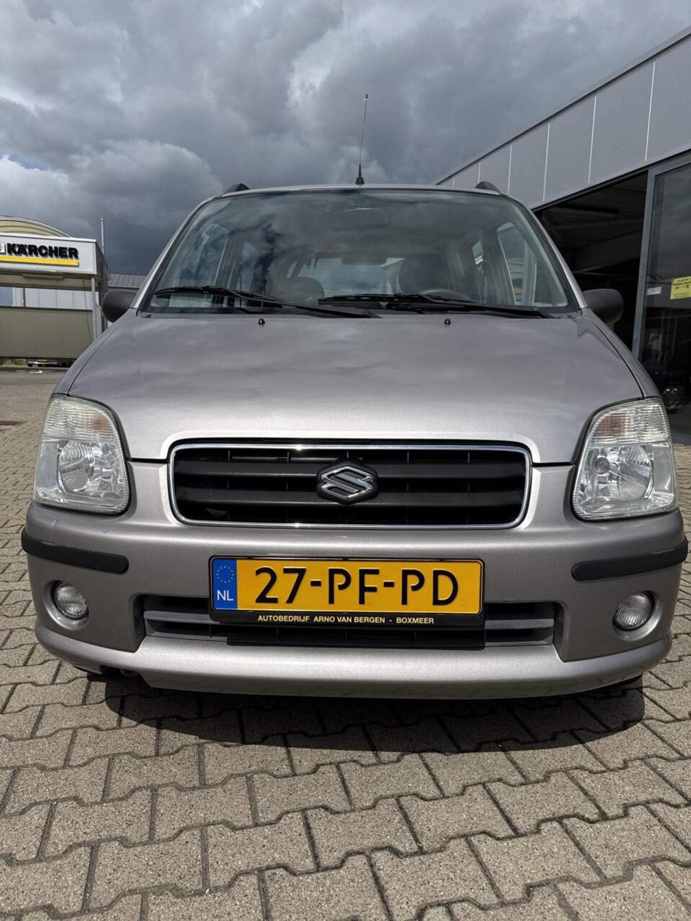 Foto van Suzuki Wagon R