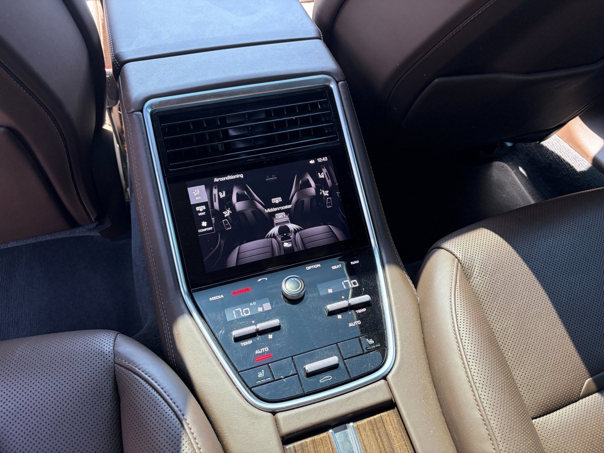 Foto van Porsche Panamera 4 E-hybrid