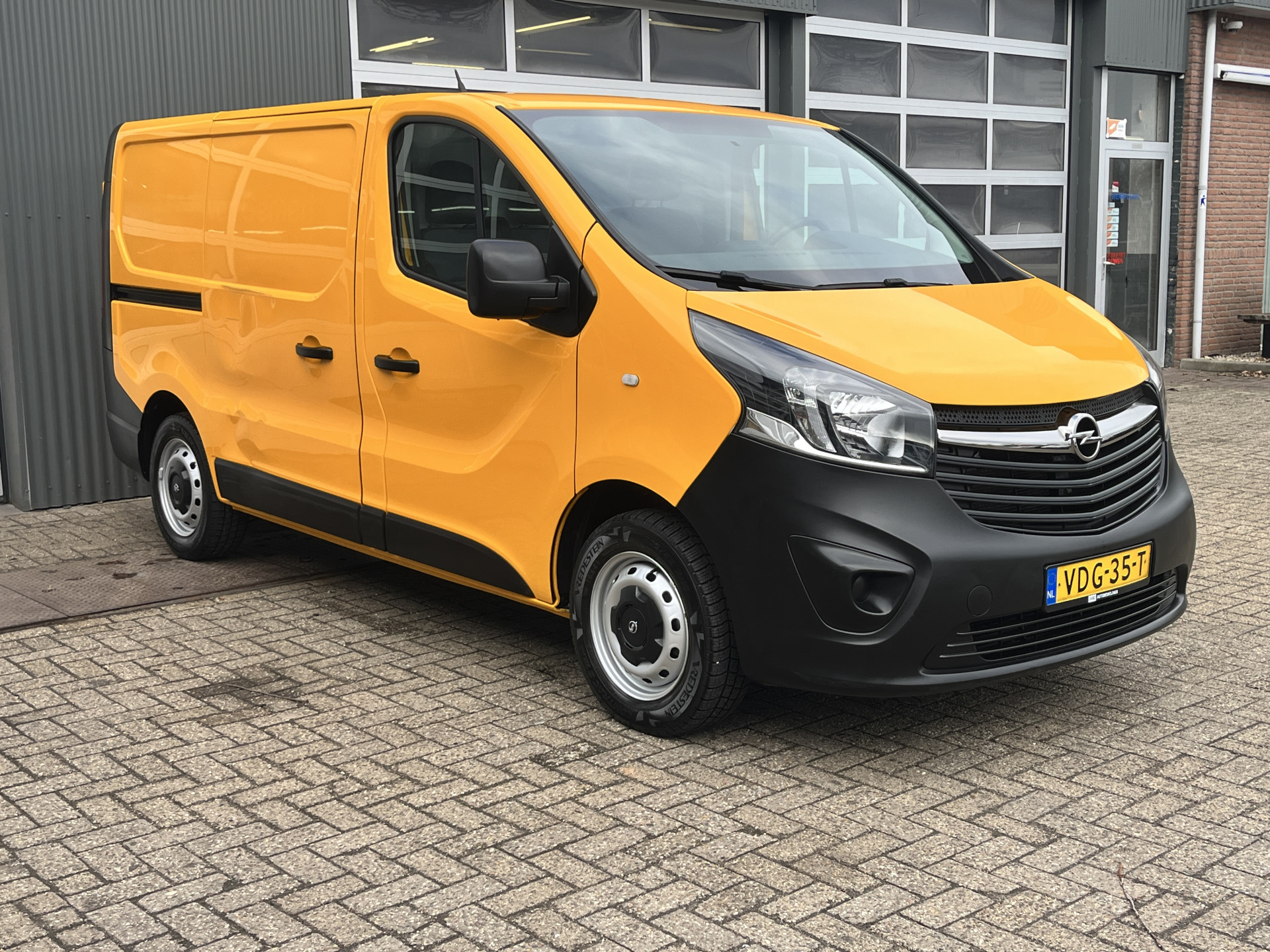 Opel Vivaro-b 1.6 CDTI L1H1 2019 - voorkant