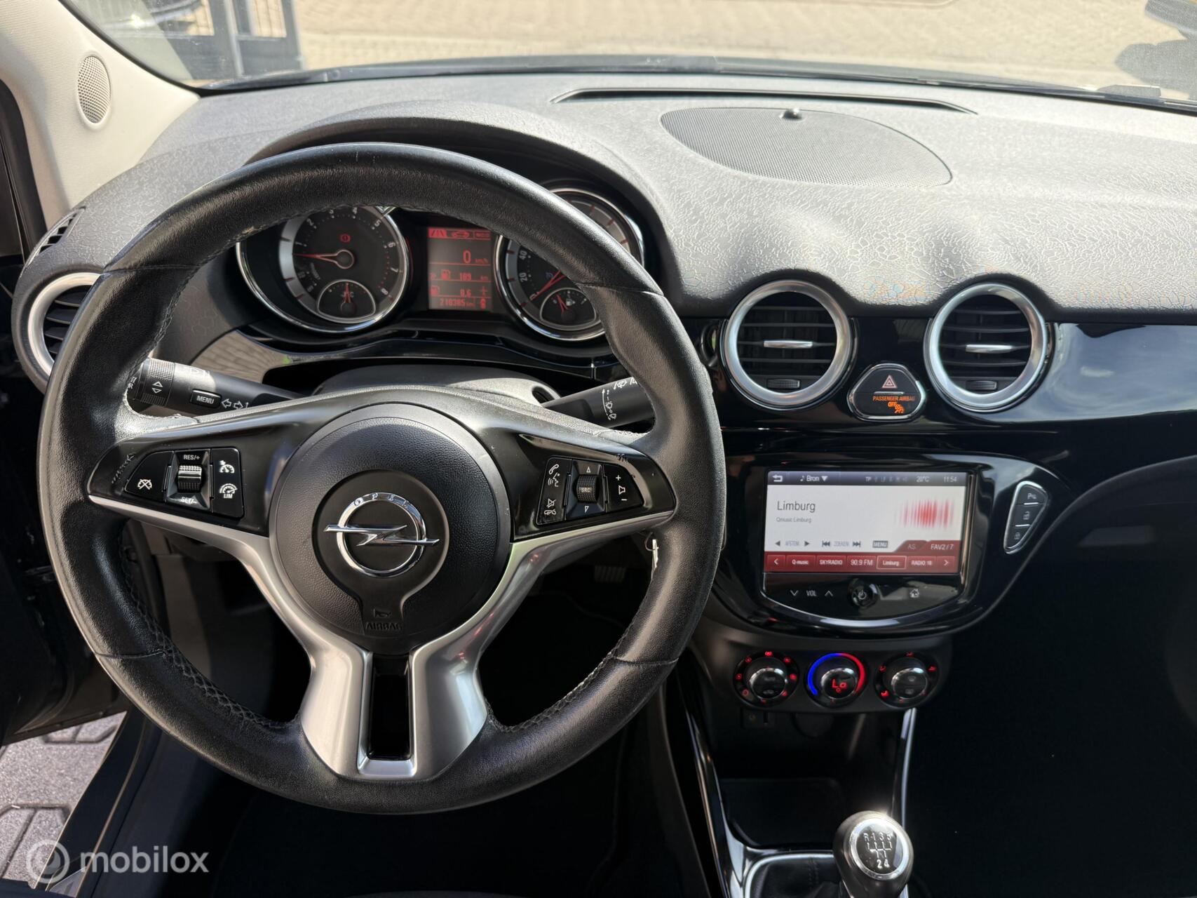 Foto van Opel Adam