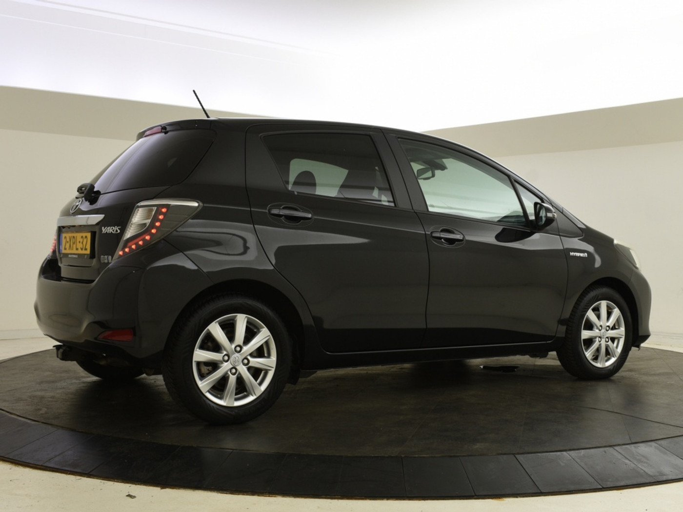 Foto van Toyota Toyota Yaris Hybrid