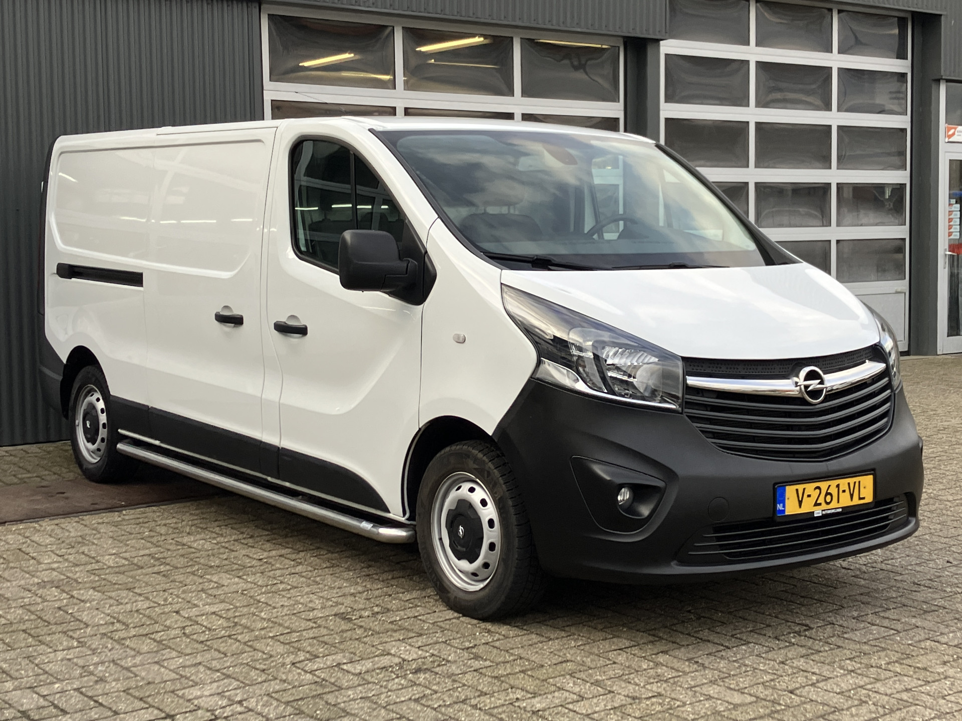 Opel Vivaro-b 1.6 CDTI L2H1 2019 - voorkant