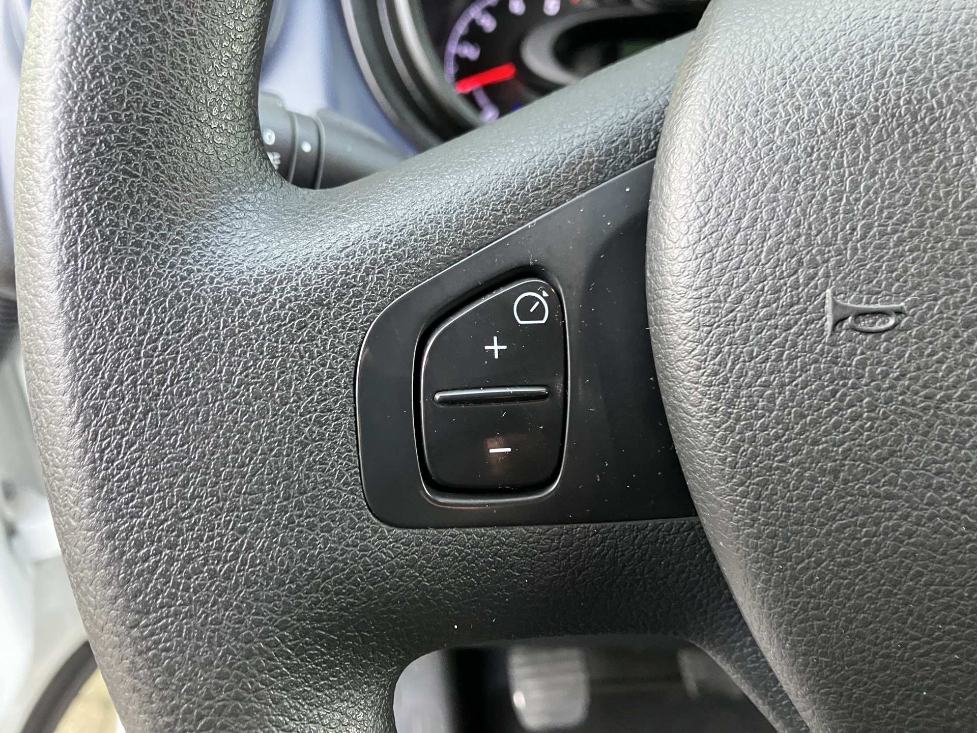 Foto van Opel Vivaro-b