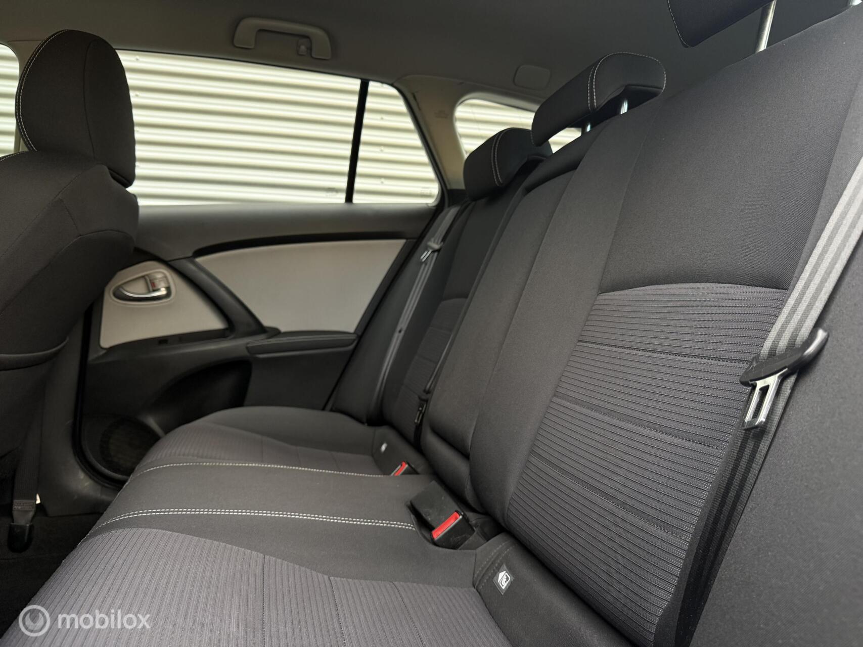 Foto van Toyota Toyota Avensis