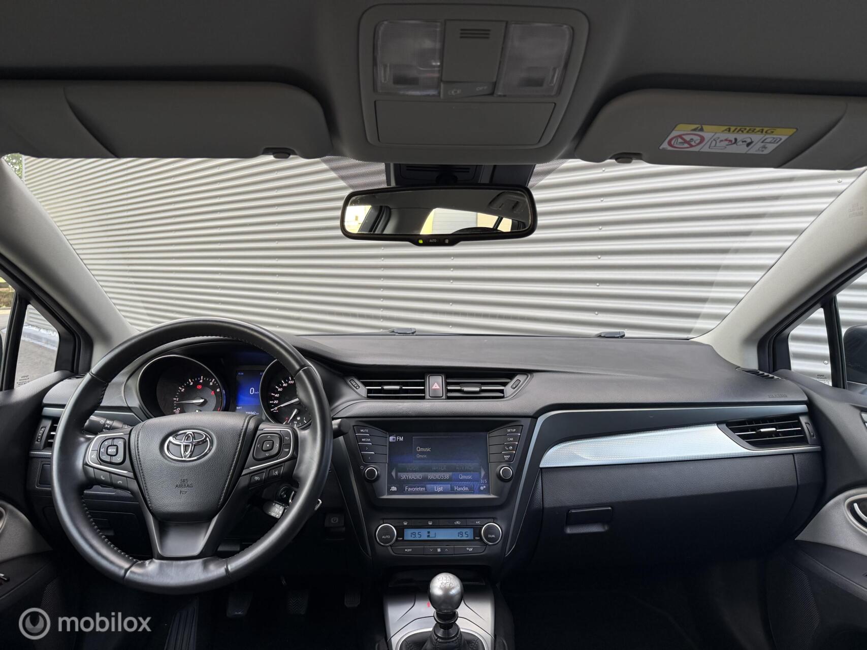 Foto van Toyota Toyota Avensis