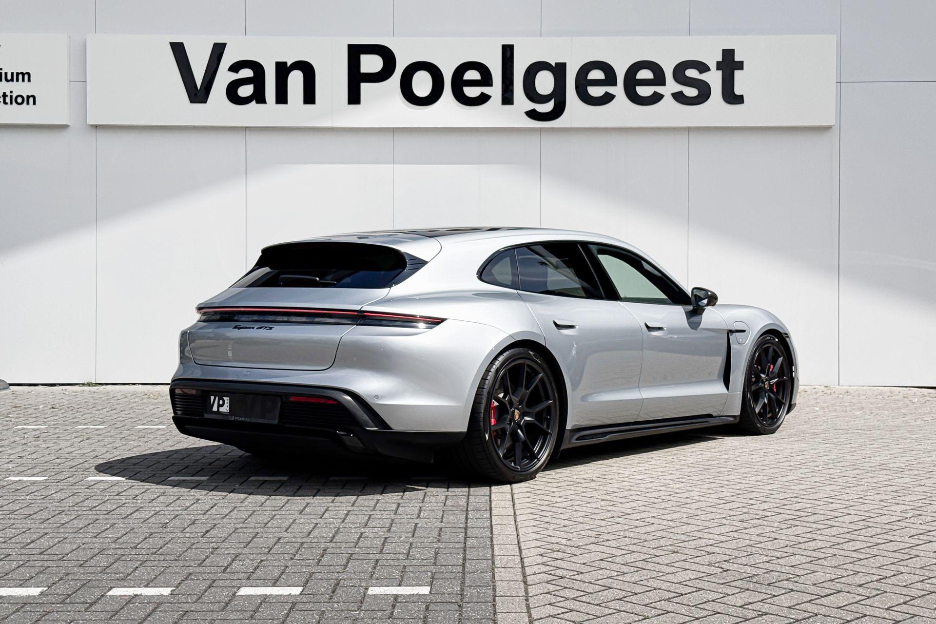 Foto van Porsche Taycan GTS