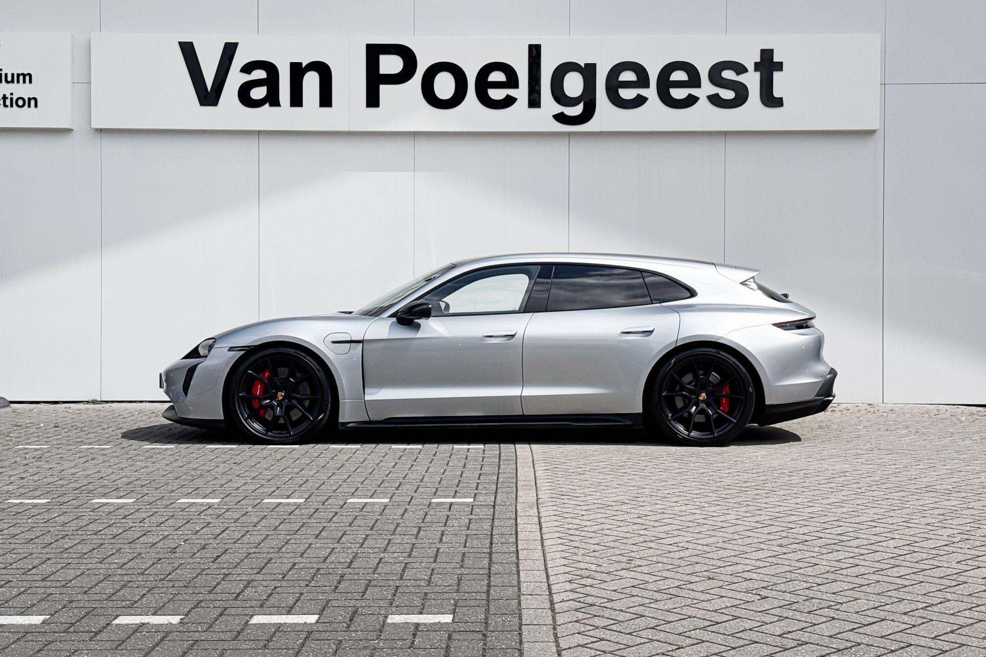 Foto van Porsche Taycan GTS