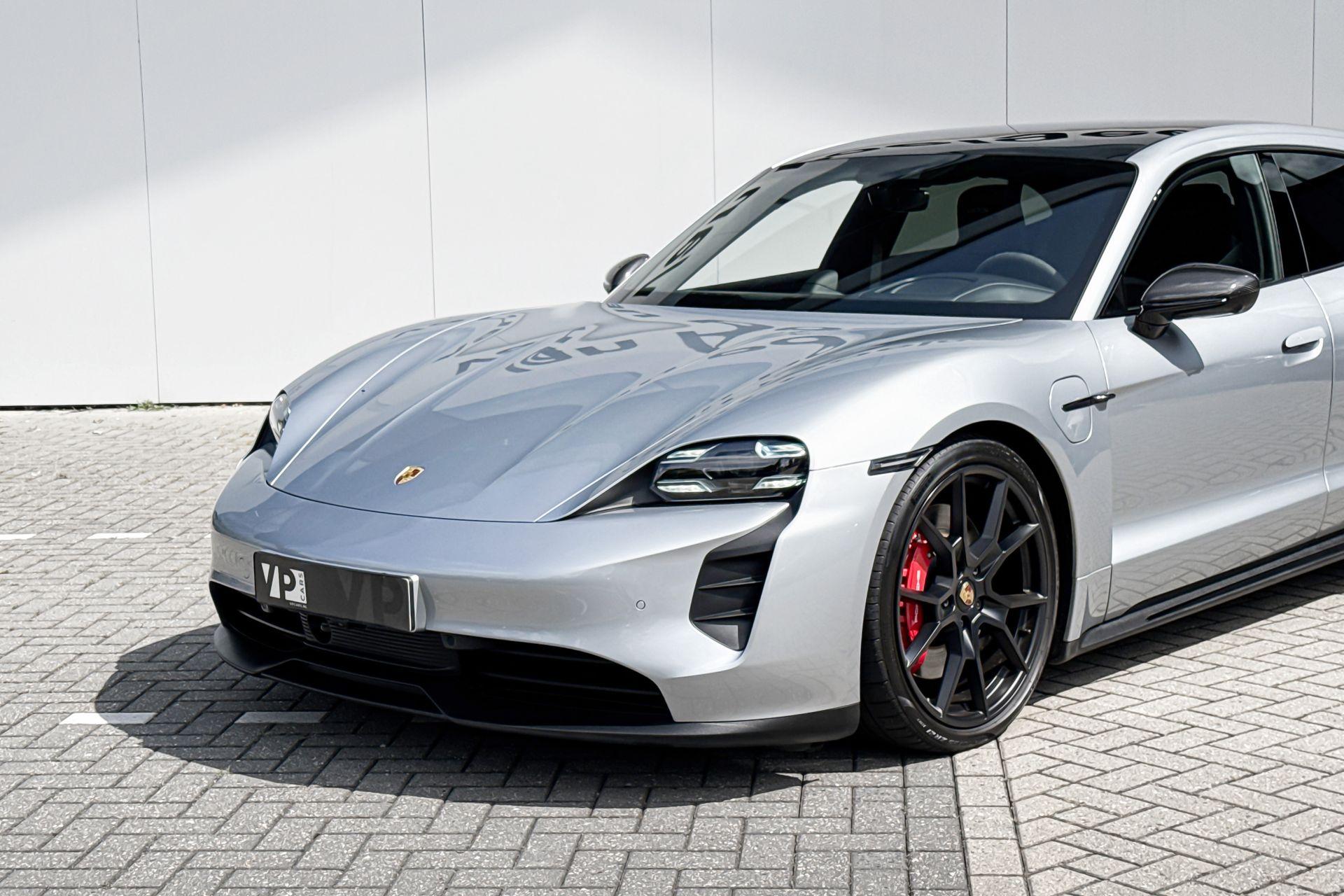 Foto van Porsche Taycan GTS