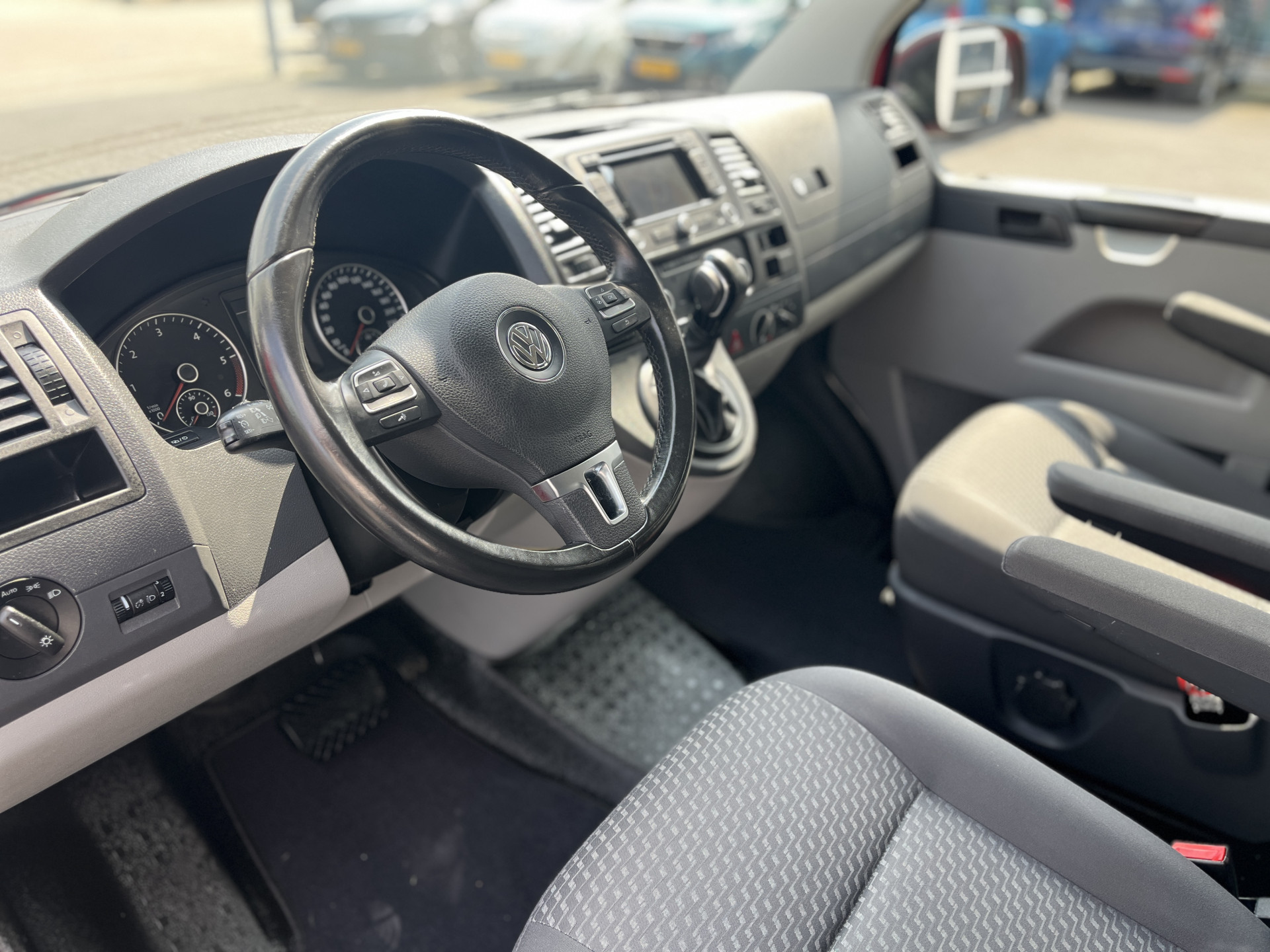 Foto van Volkswagen Transporter Kombi