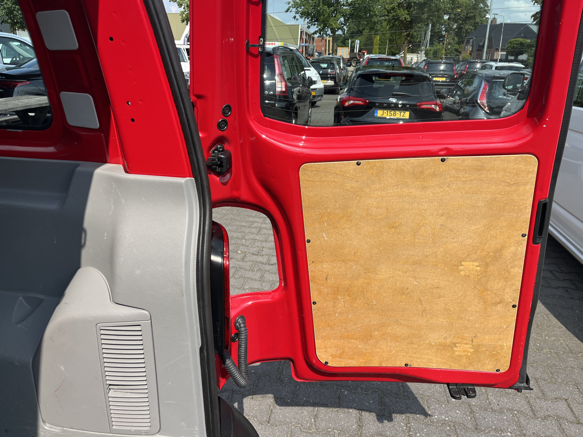 Foto van Volkswagen Transporter Kombi