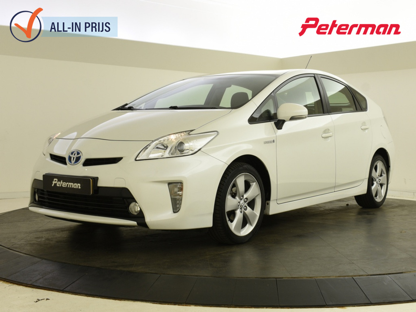 Toyota Toyota Prius 1.8 Business | Allseasons | Trekhaak | Head-up | Halfleer 2015 - voorkant