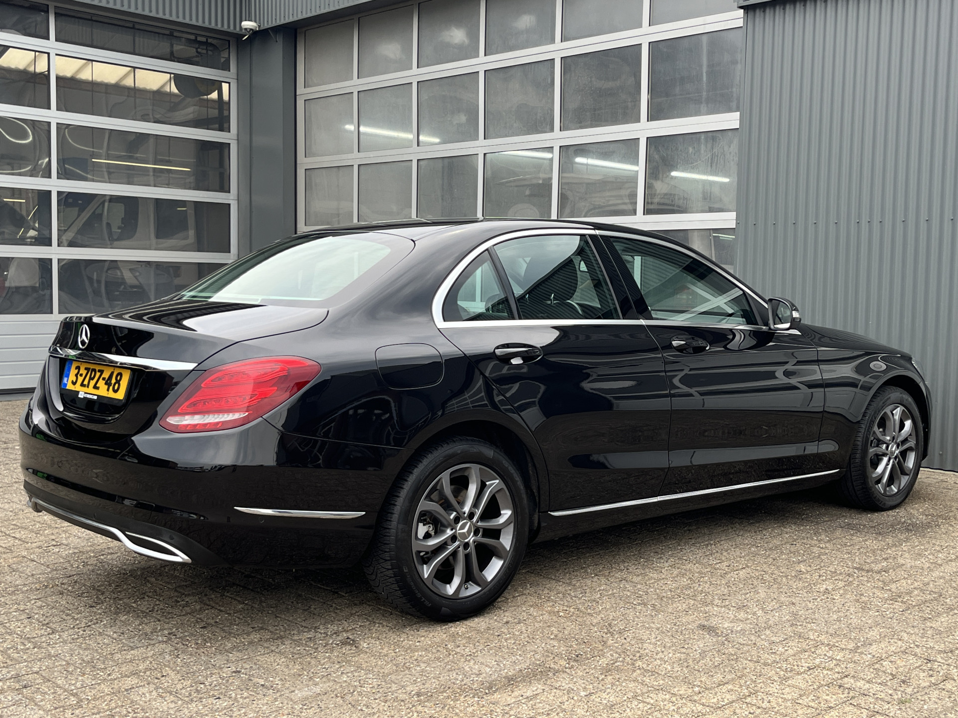 Foto van Mercedes-Benz C 180