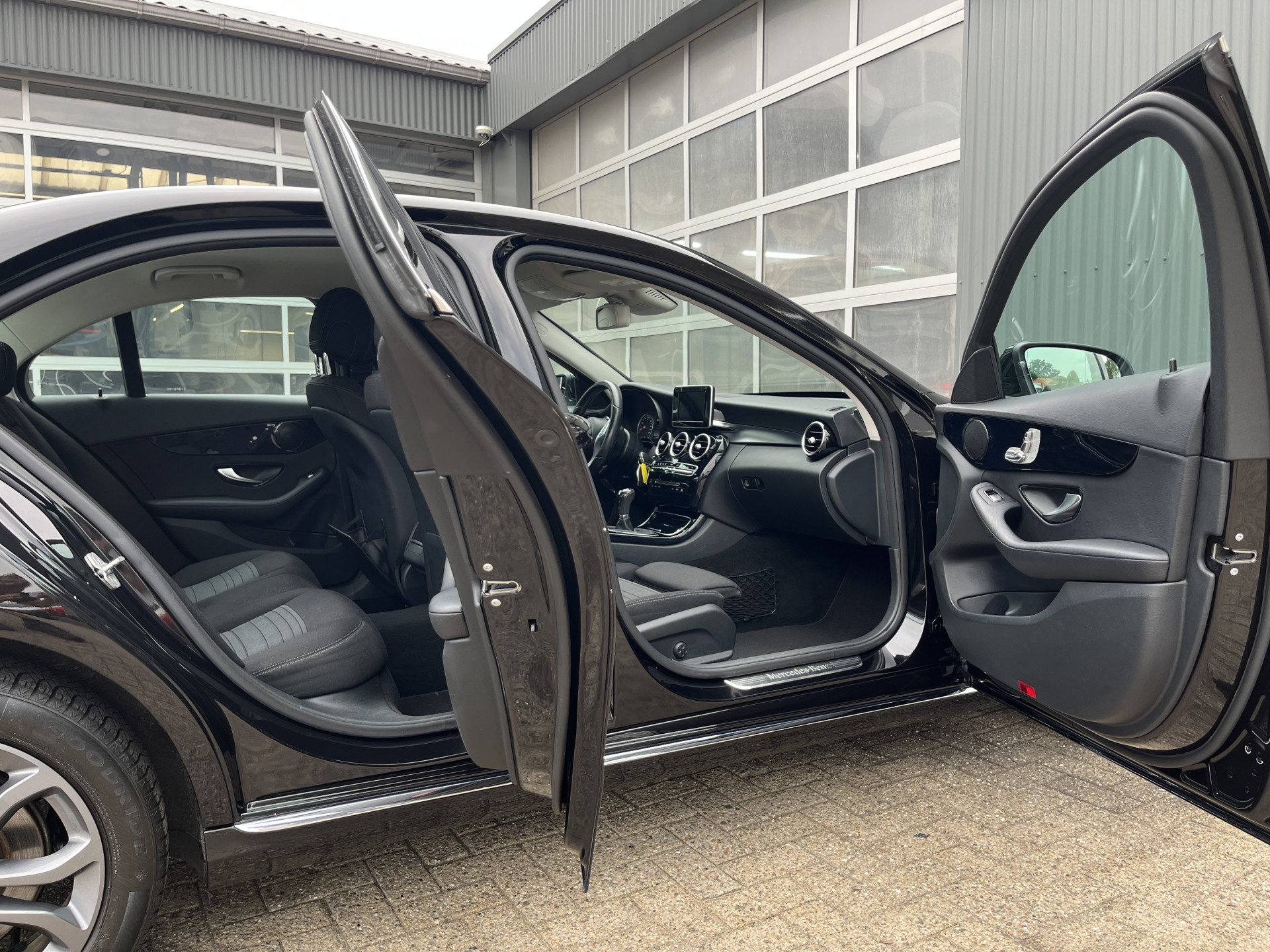 Foto van Mercedes-Benz C 180