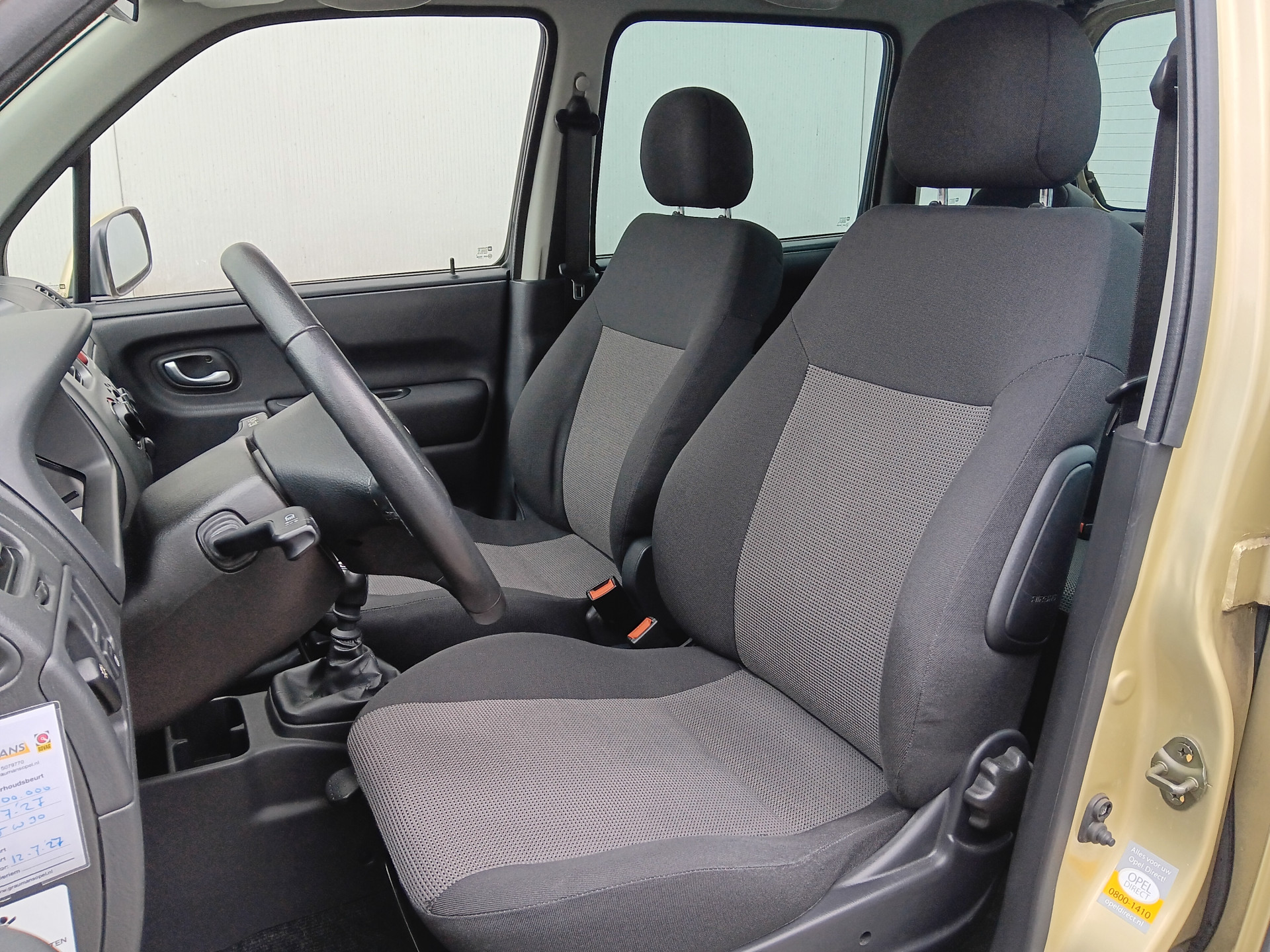 Foto van Opel Agila