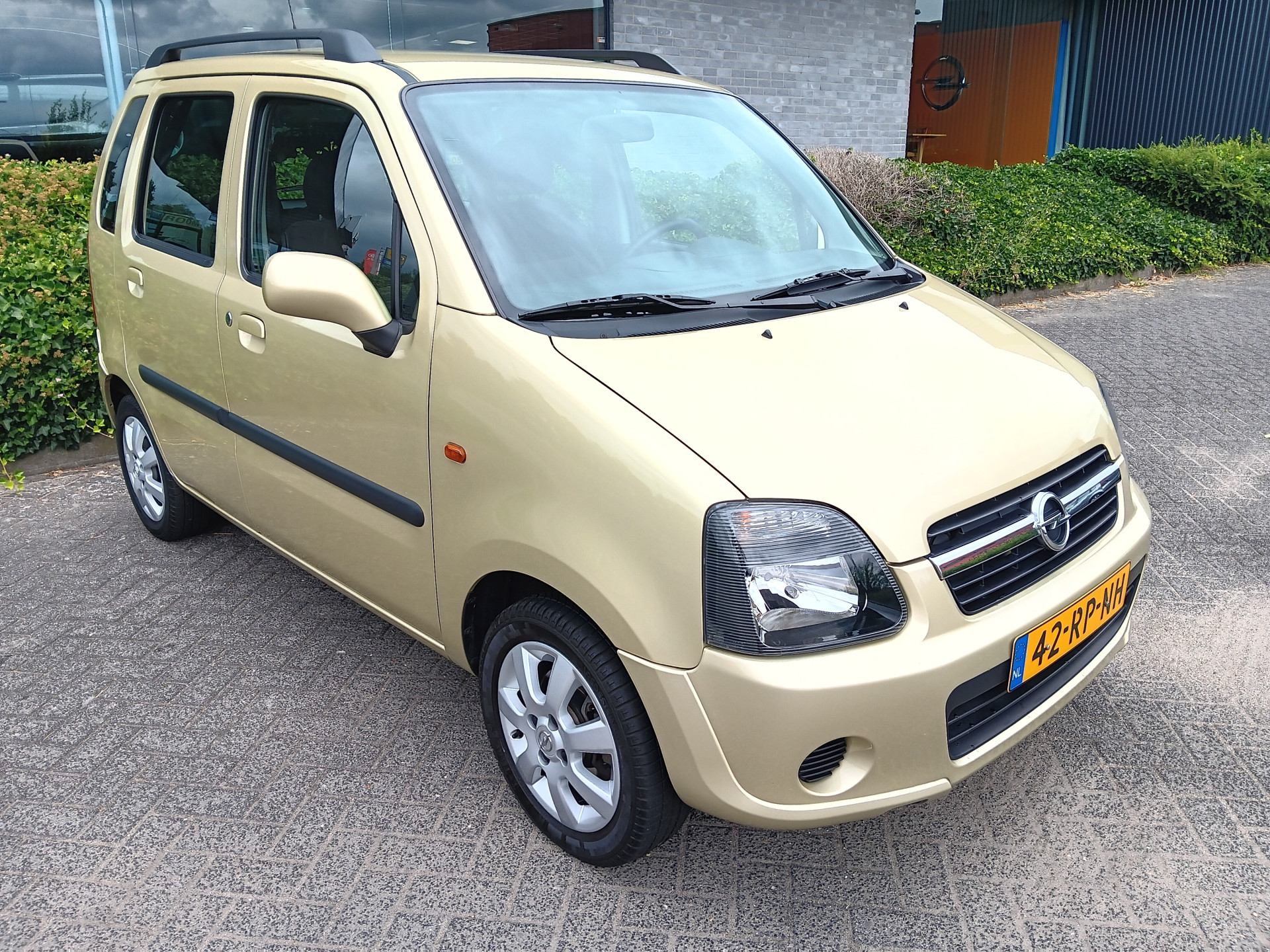 Foto van Opel Agila