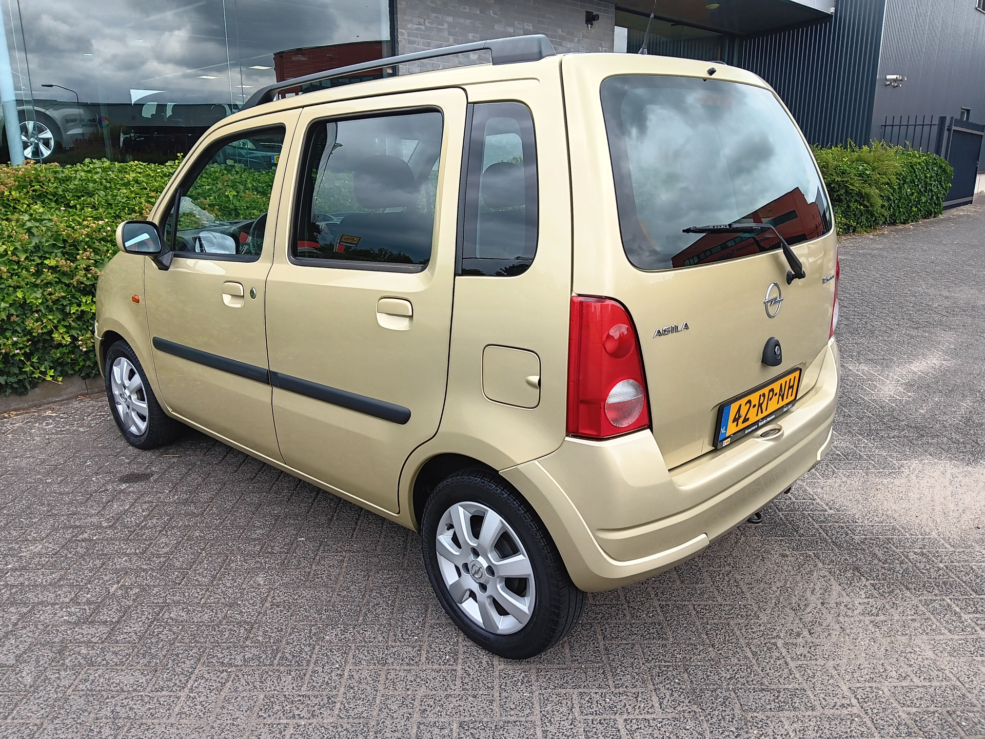 Foto van Opel Agila