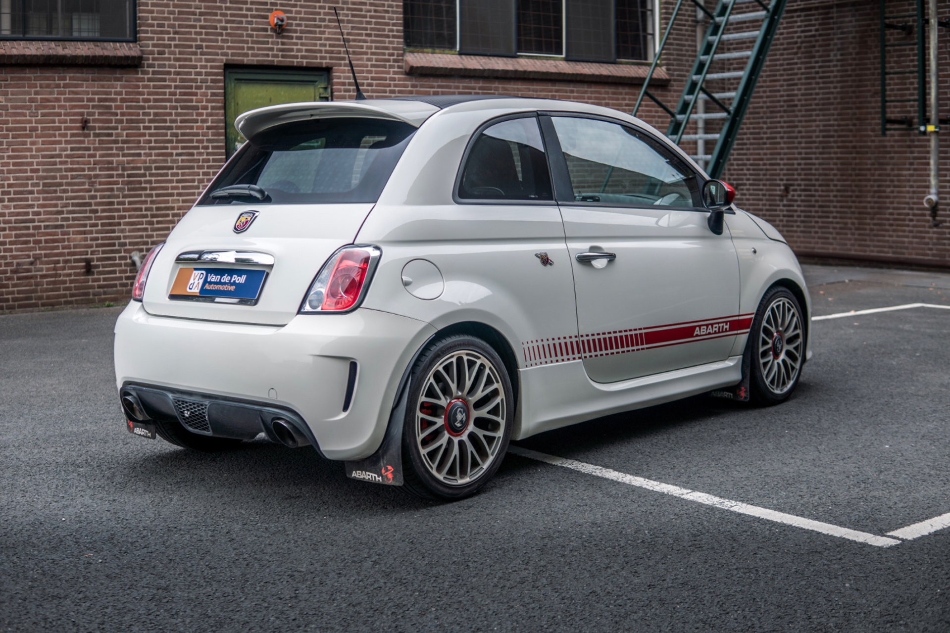 Foto van Fiat 500 Abarth