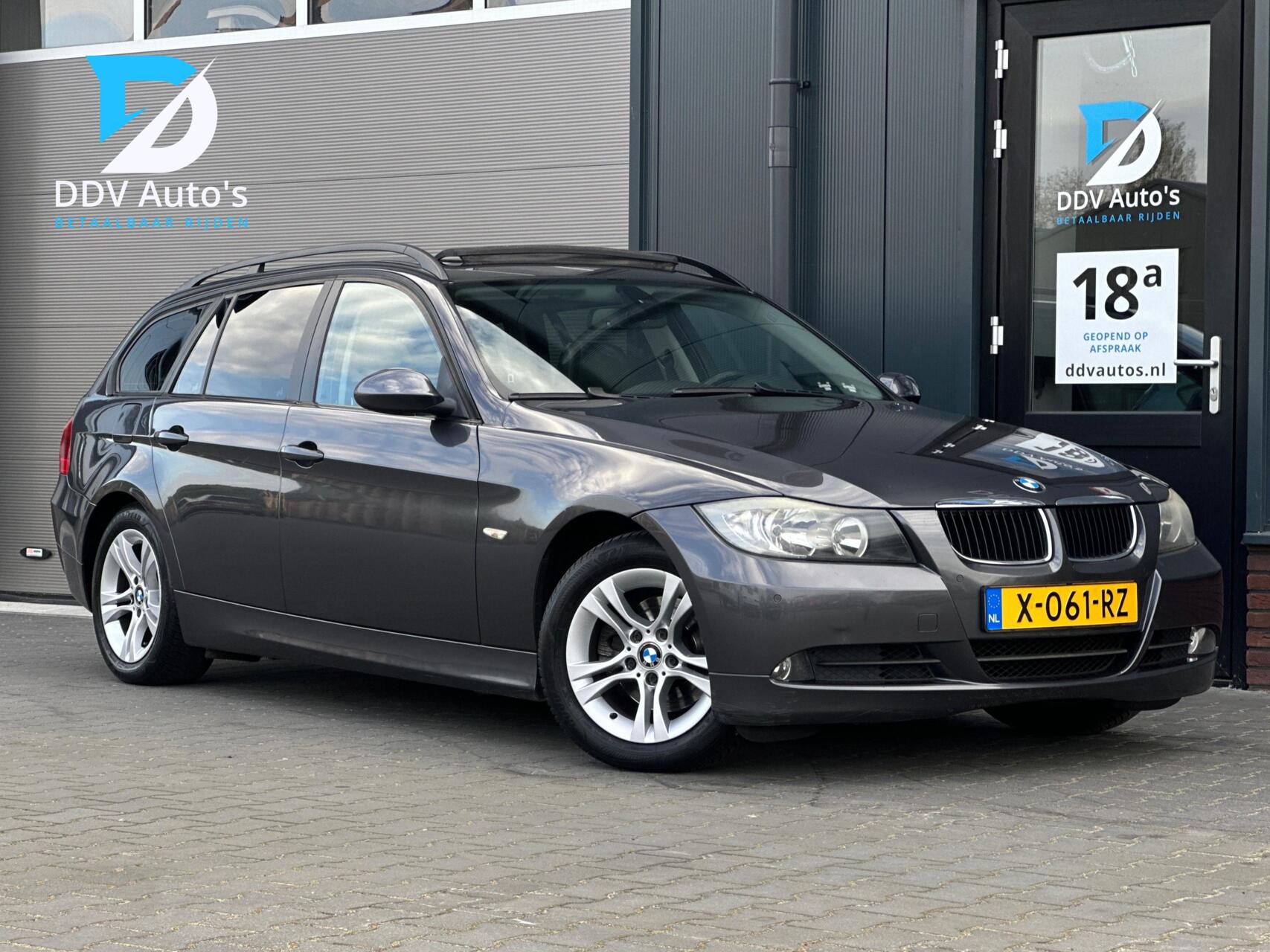 BMW 3-serie Touring 320i Executive 2007 - voorkant