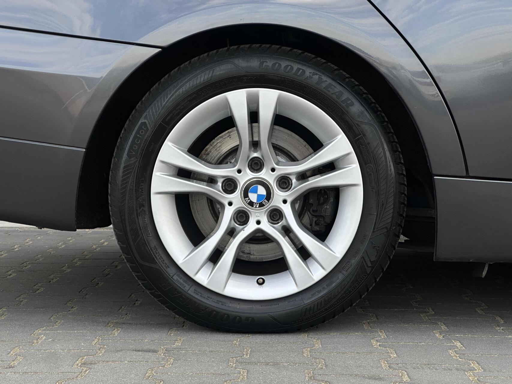 Foto van BMW 3-serie Touring