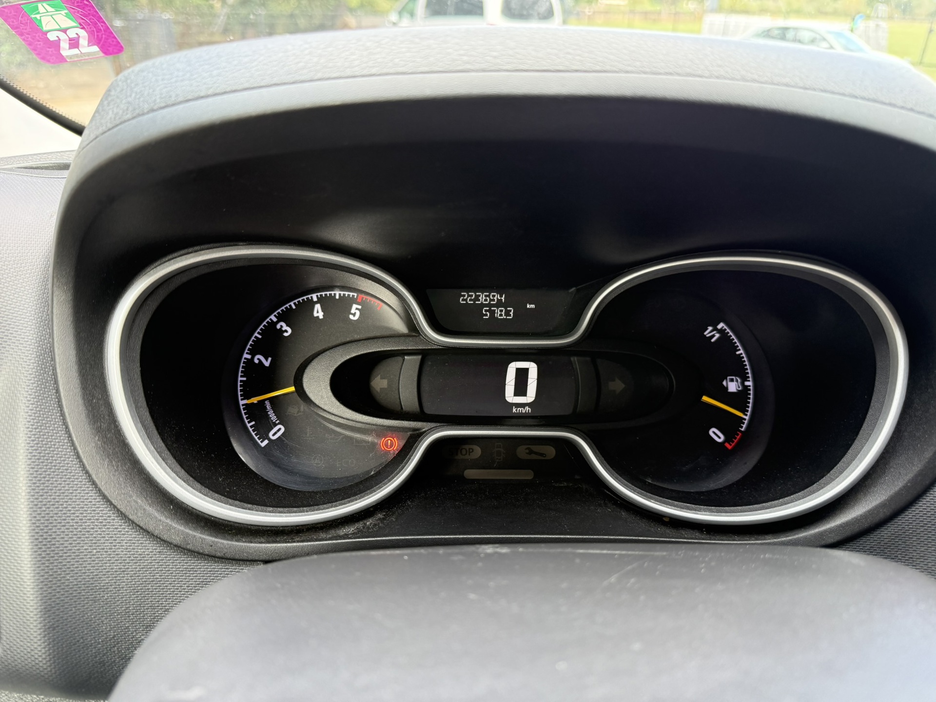 Foto van Opel Vivaro-b