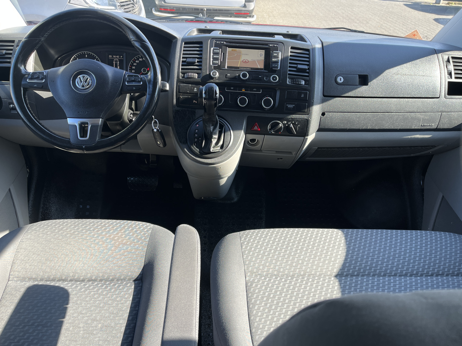 Foto van Volkswagen Transporter Kombi