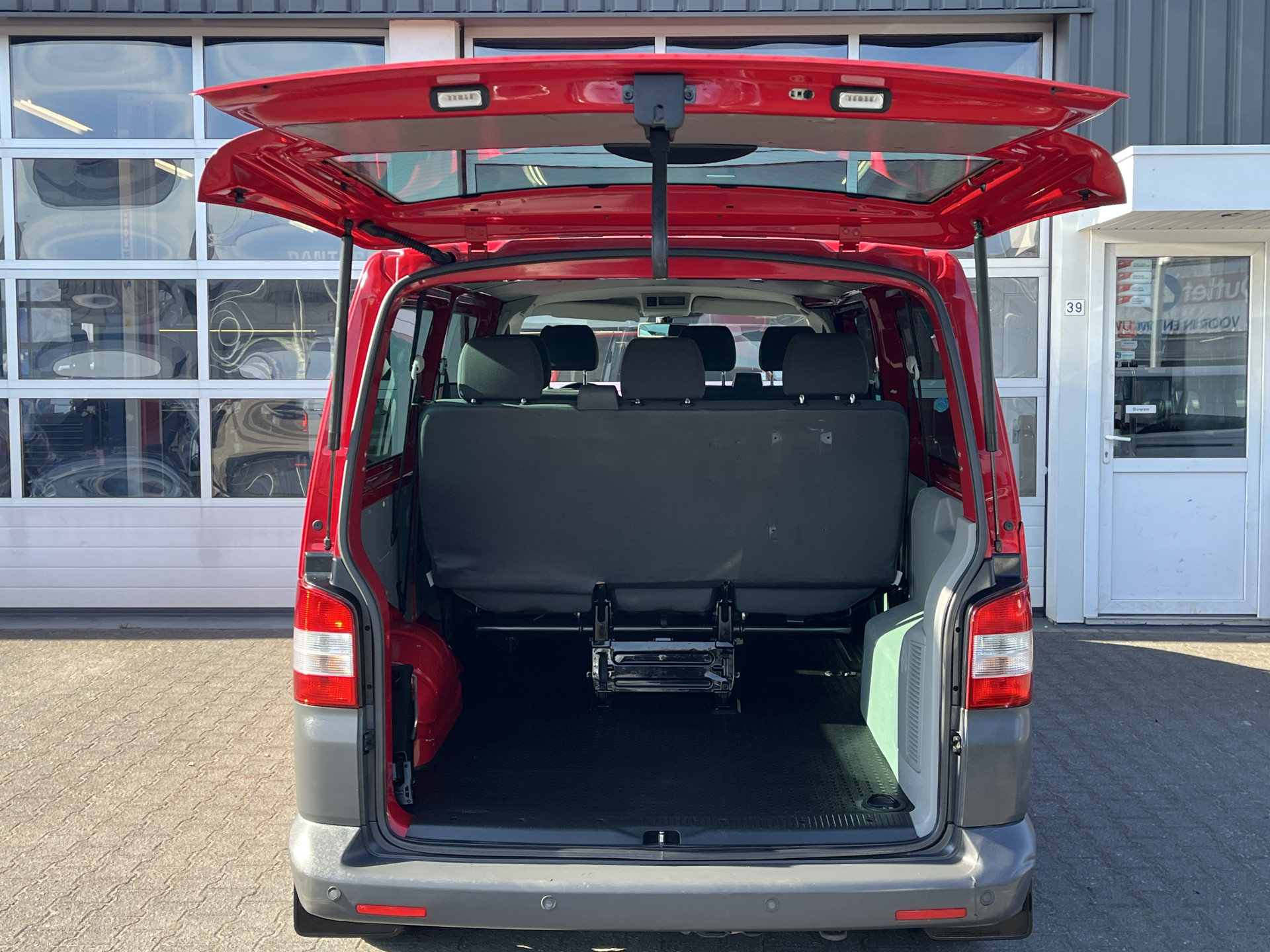 Foto van Volkswagen Transporter Kombi