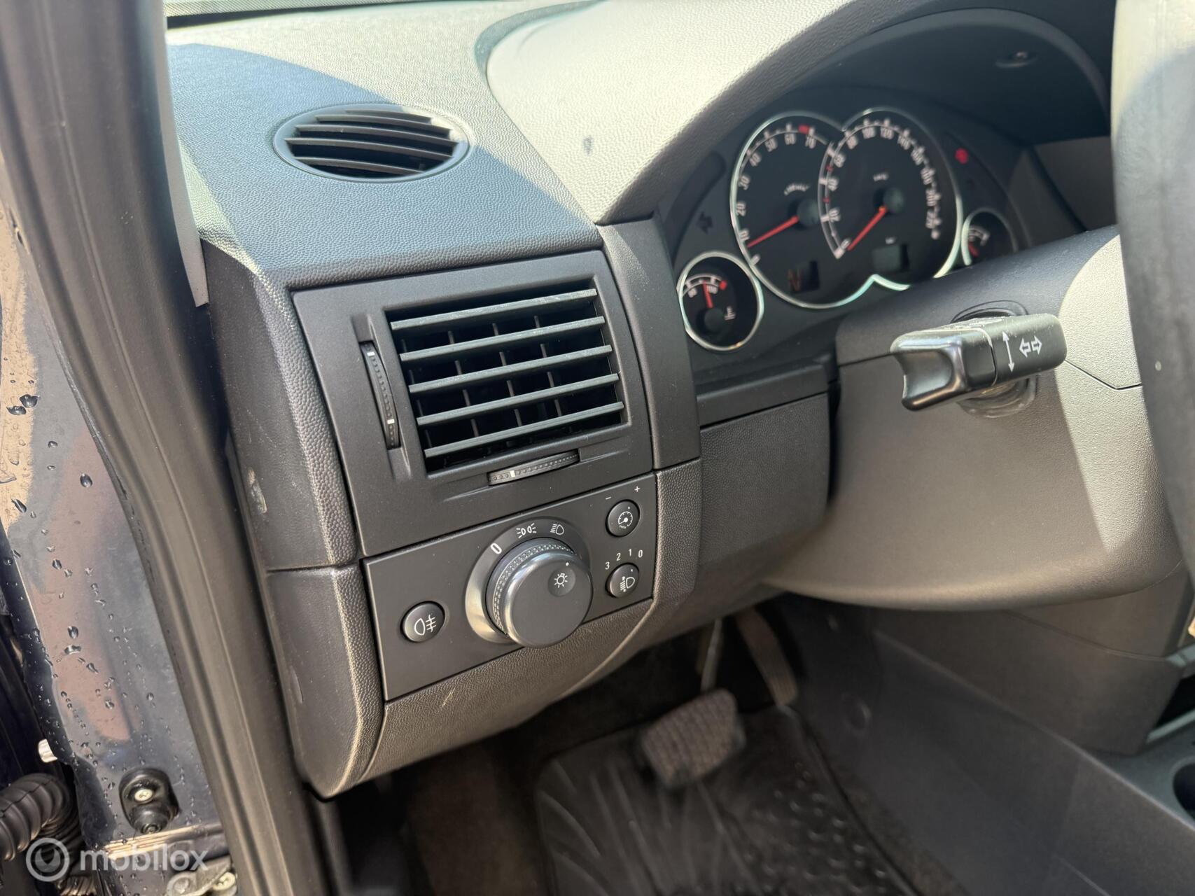 Foto van Opel Meriva-a