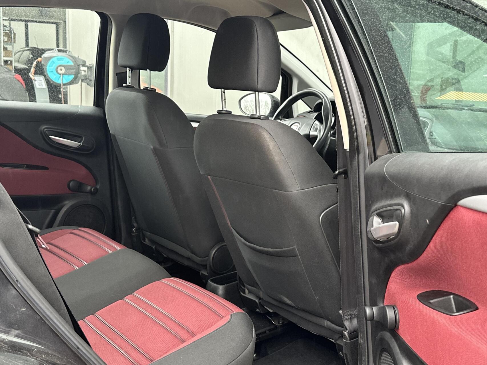 Foto van Fiat Punto
