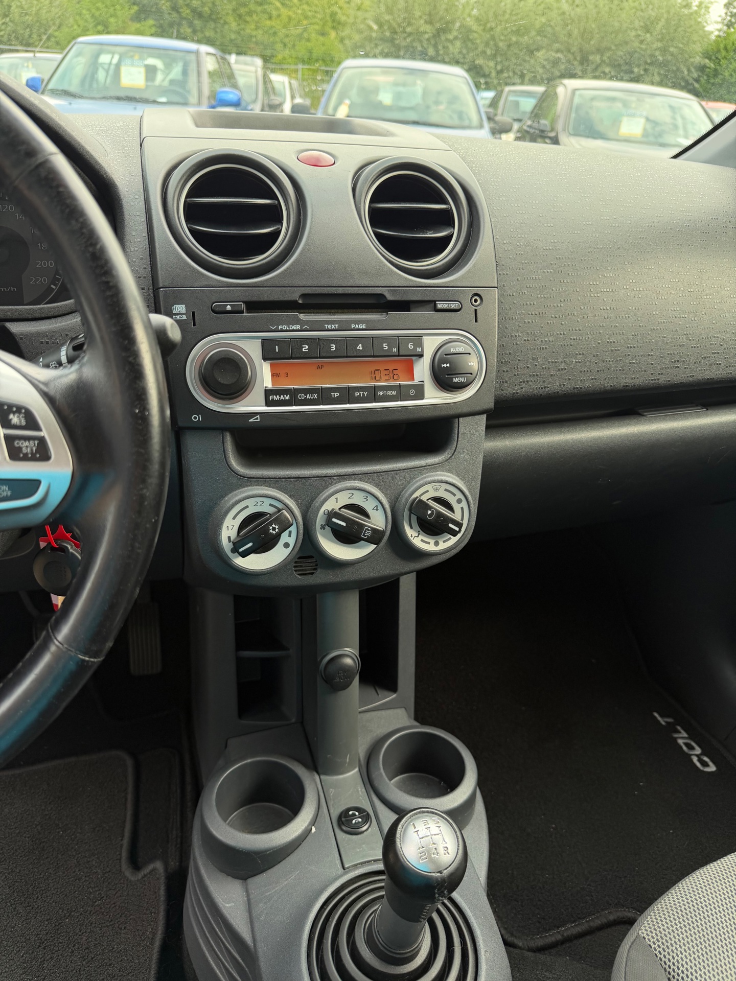 Foto van Mitsubishi Mitsubishi Colt