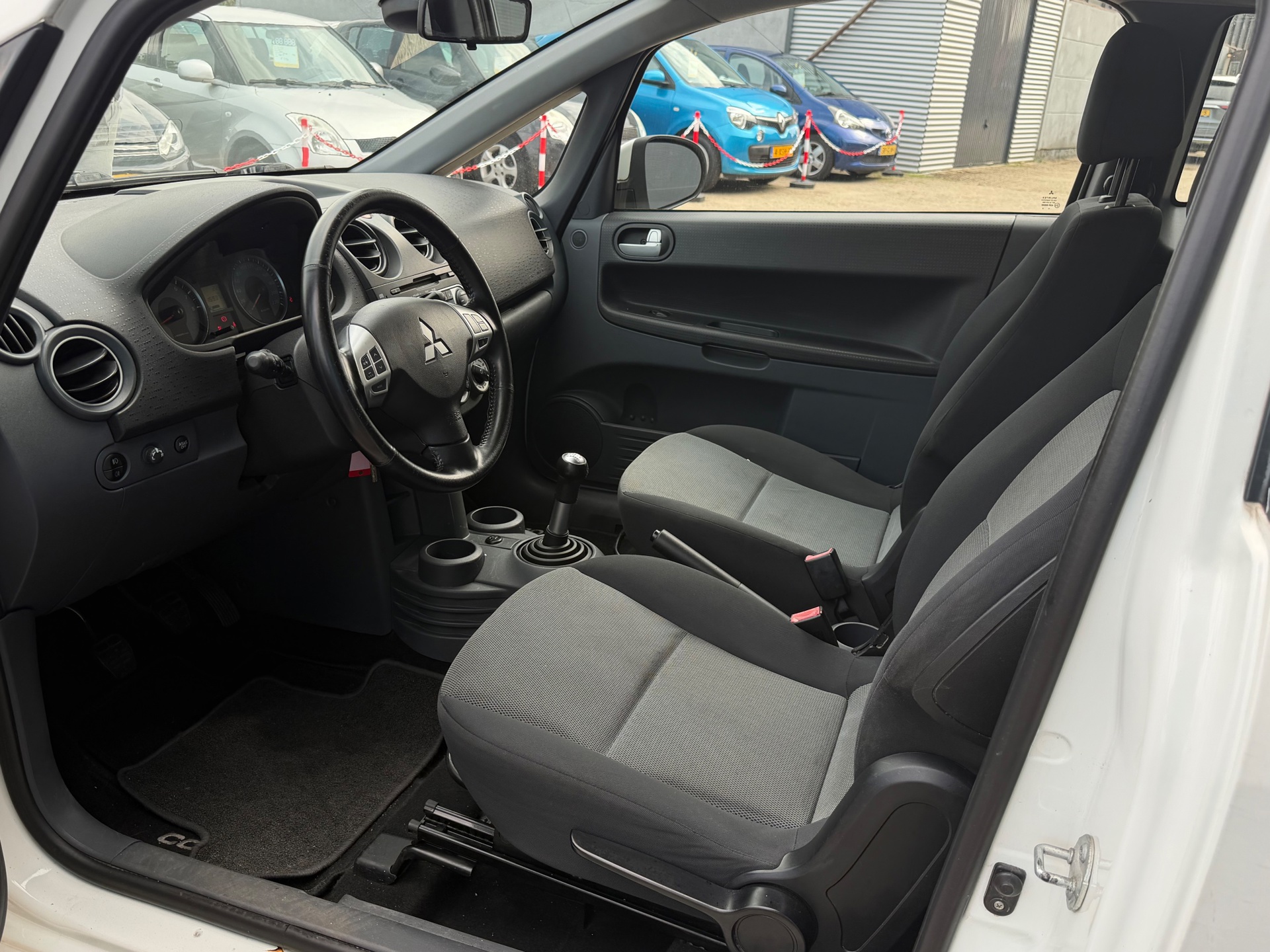 Foto van Mitsubishi Mitsubishi Colt